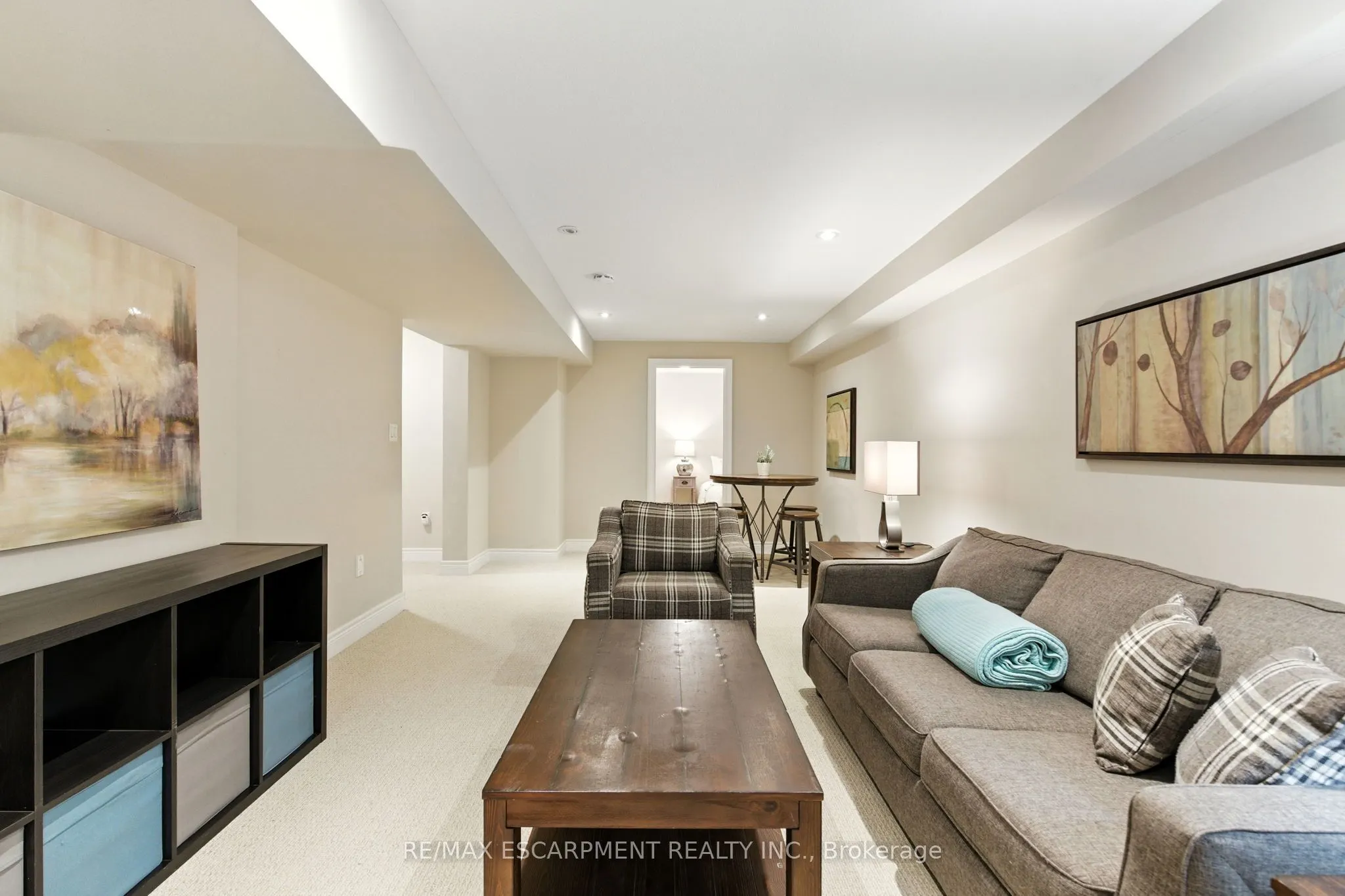 4 Burgundy Grove, #76