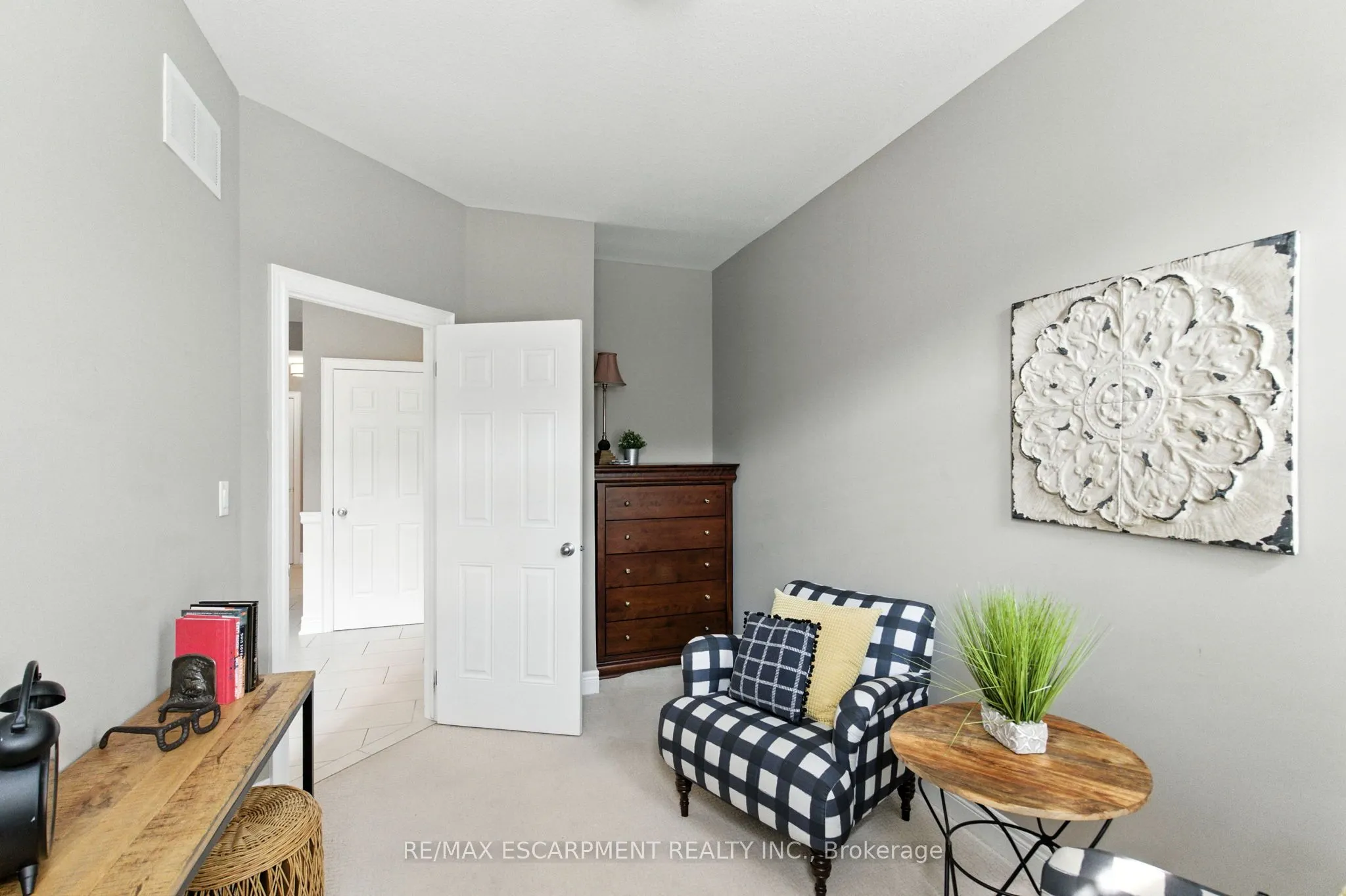 4 Burgundy Grove, #76