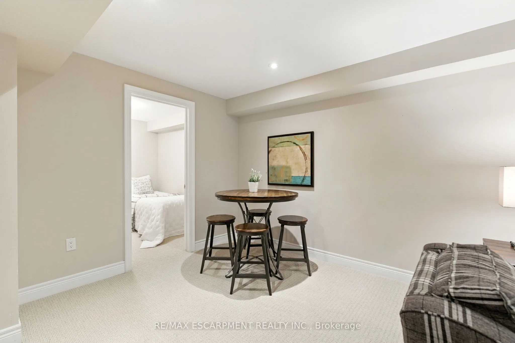 4 Burgundy Grove, #76