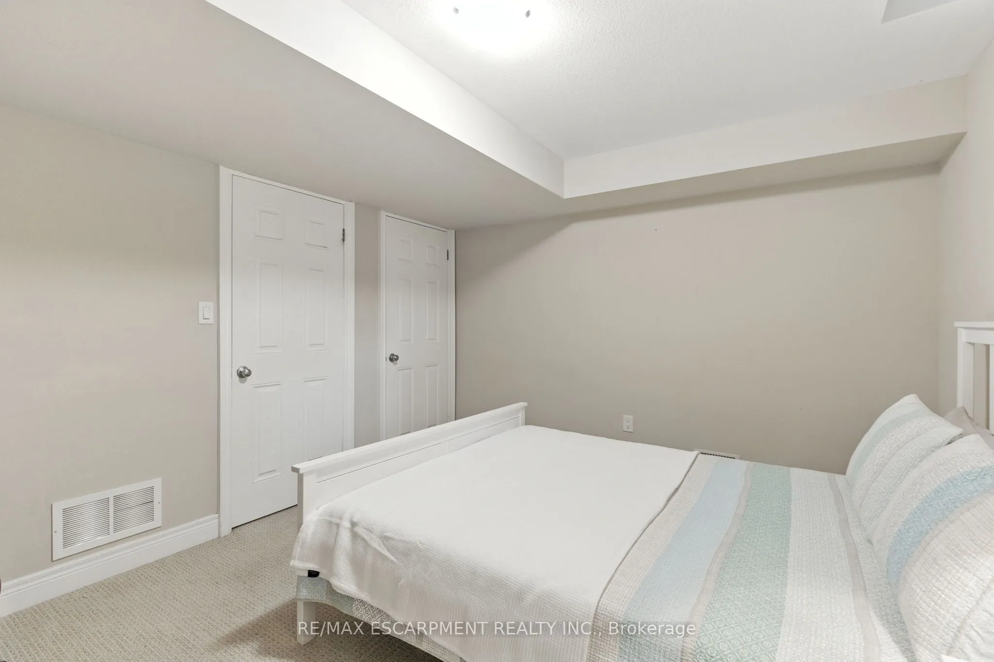 4 Burgundy Grove, #76