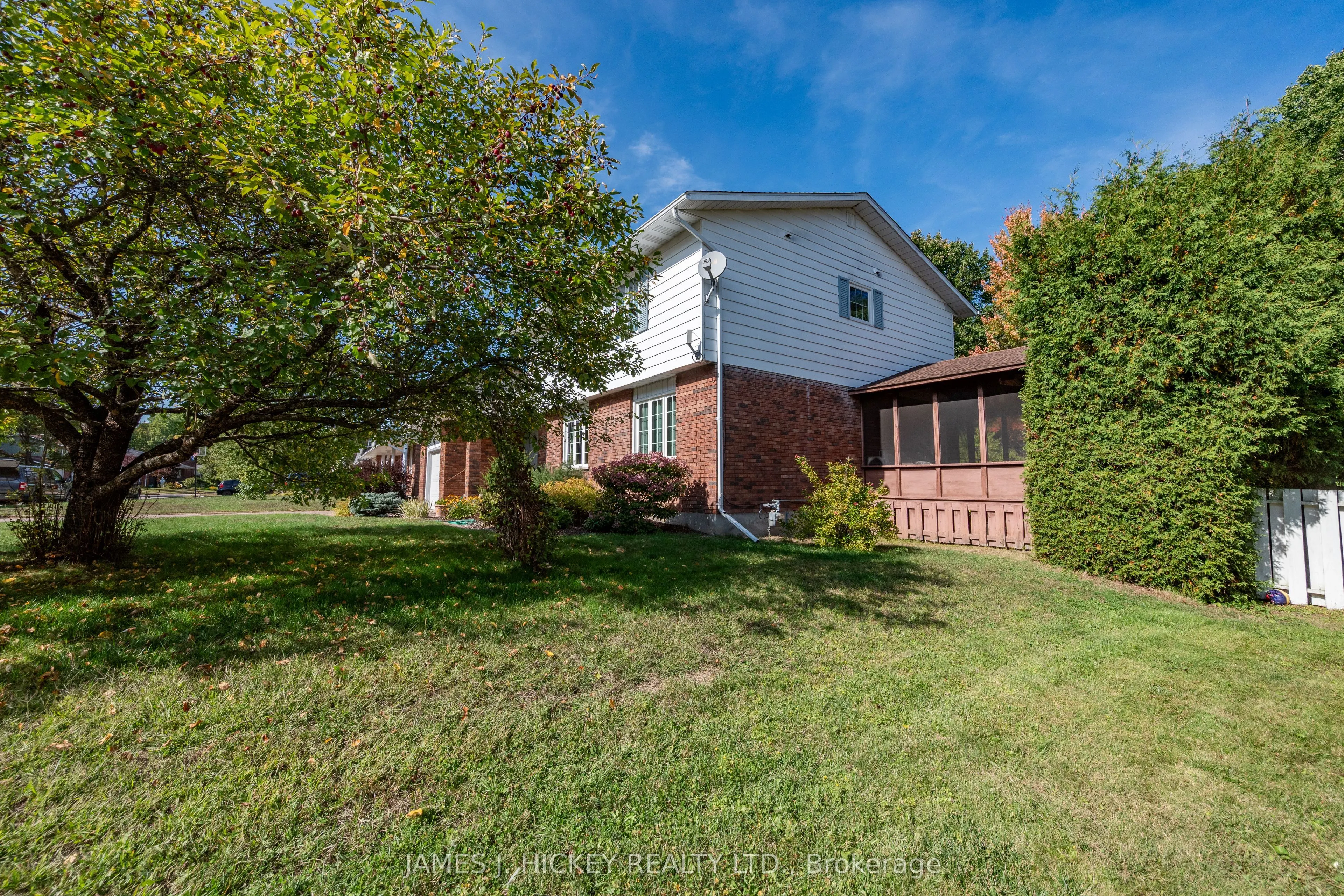 116 Frontenac Crescent