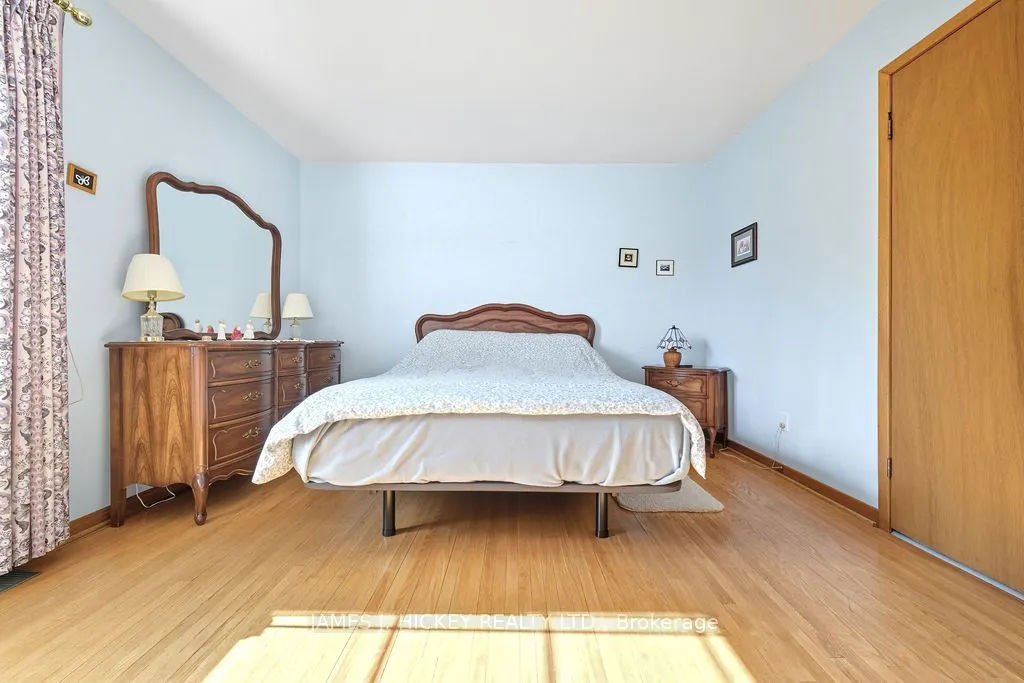 116 Frontenac Crescent