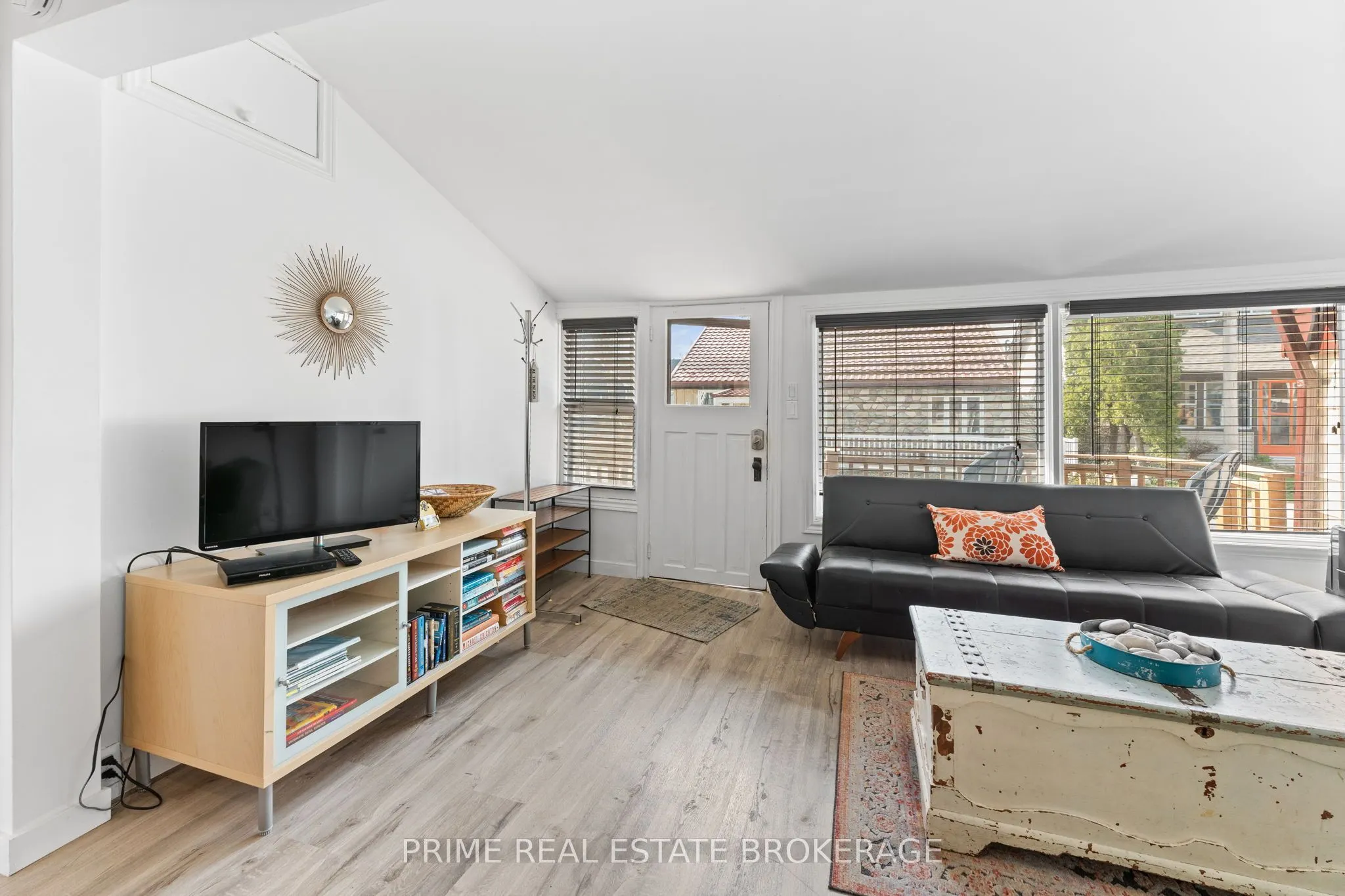 28 Woodward Avenue