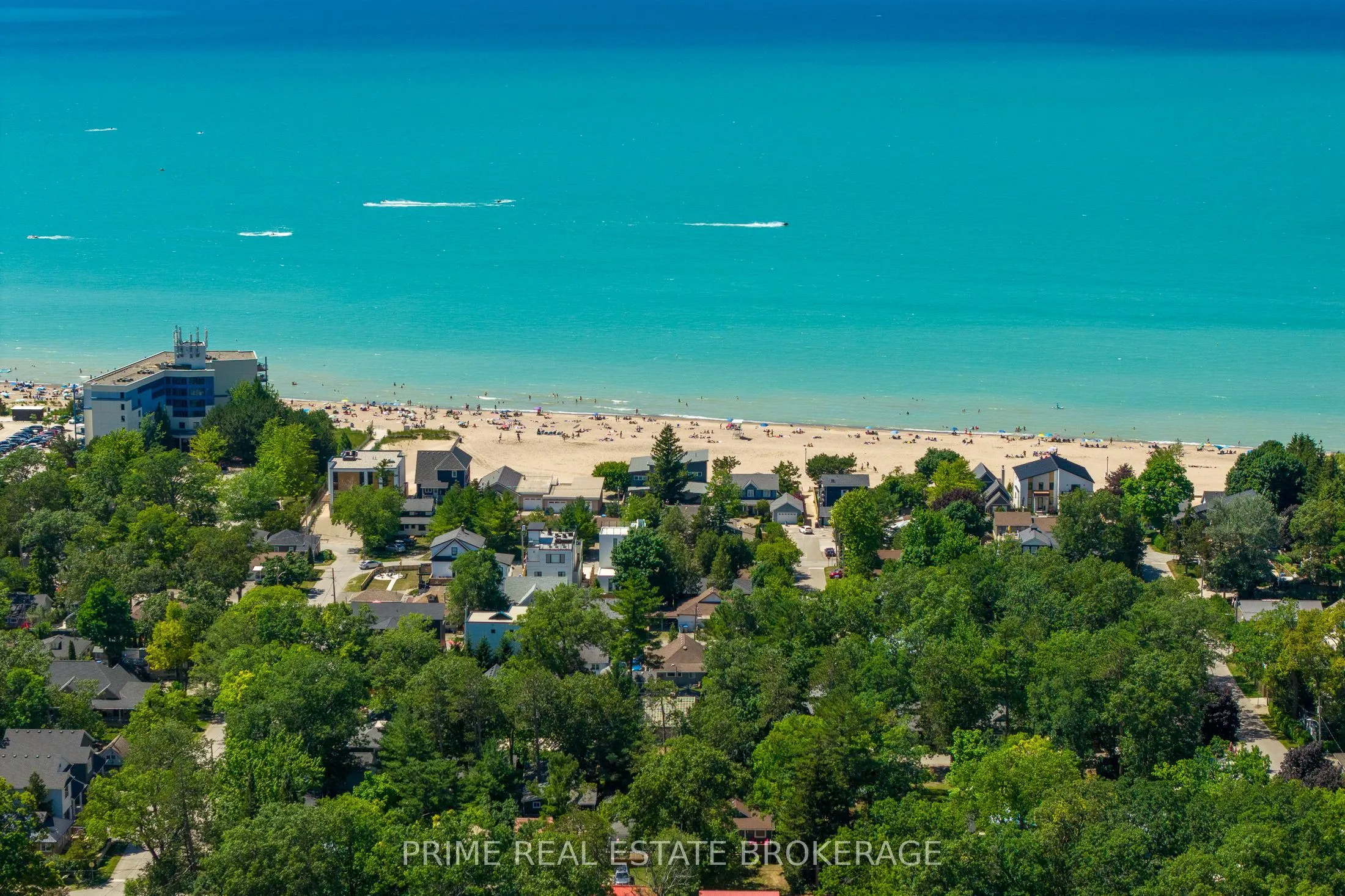 28 Woodward Avenue