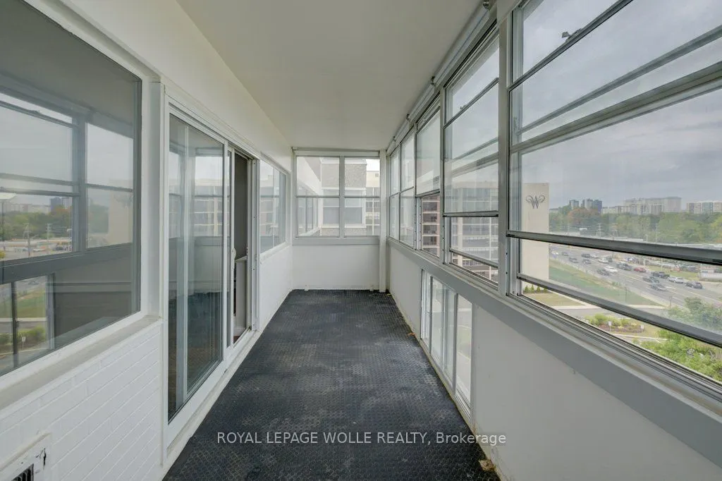 45 Westmount Road N, #602