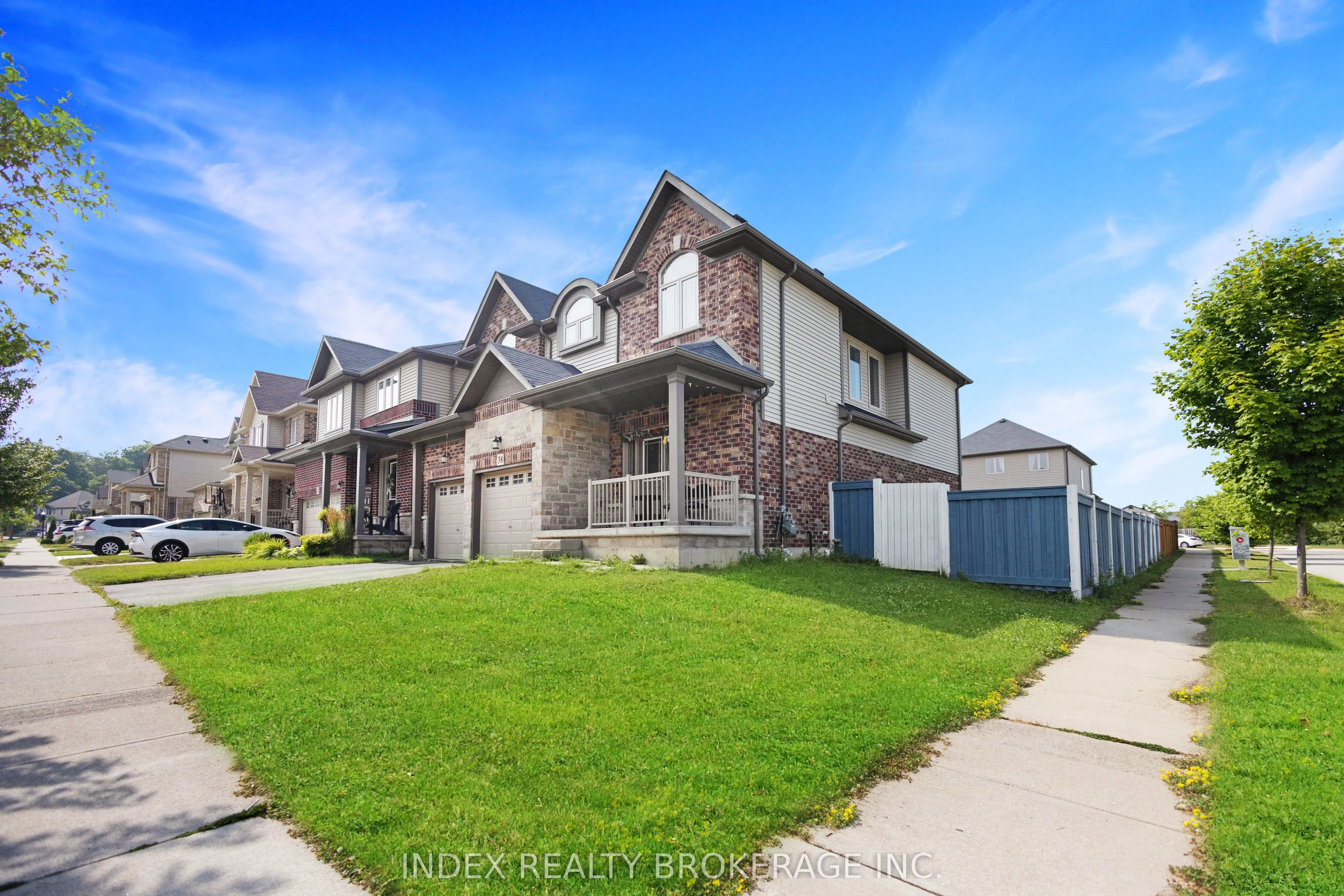 38 Elmbank Trail