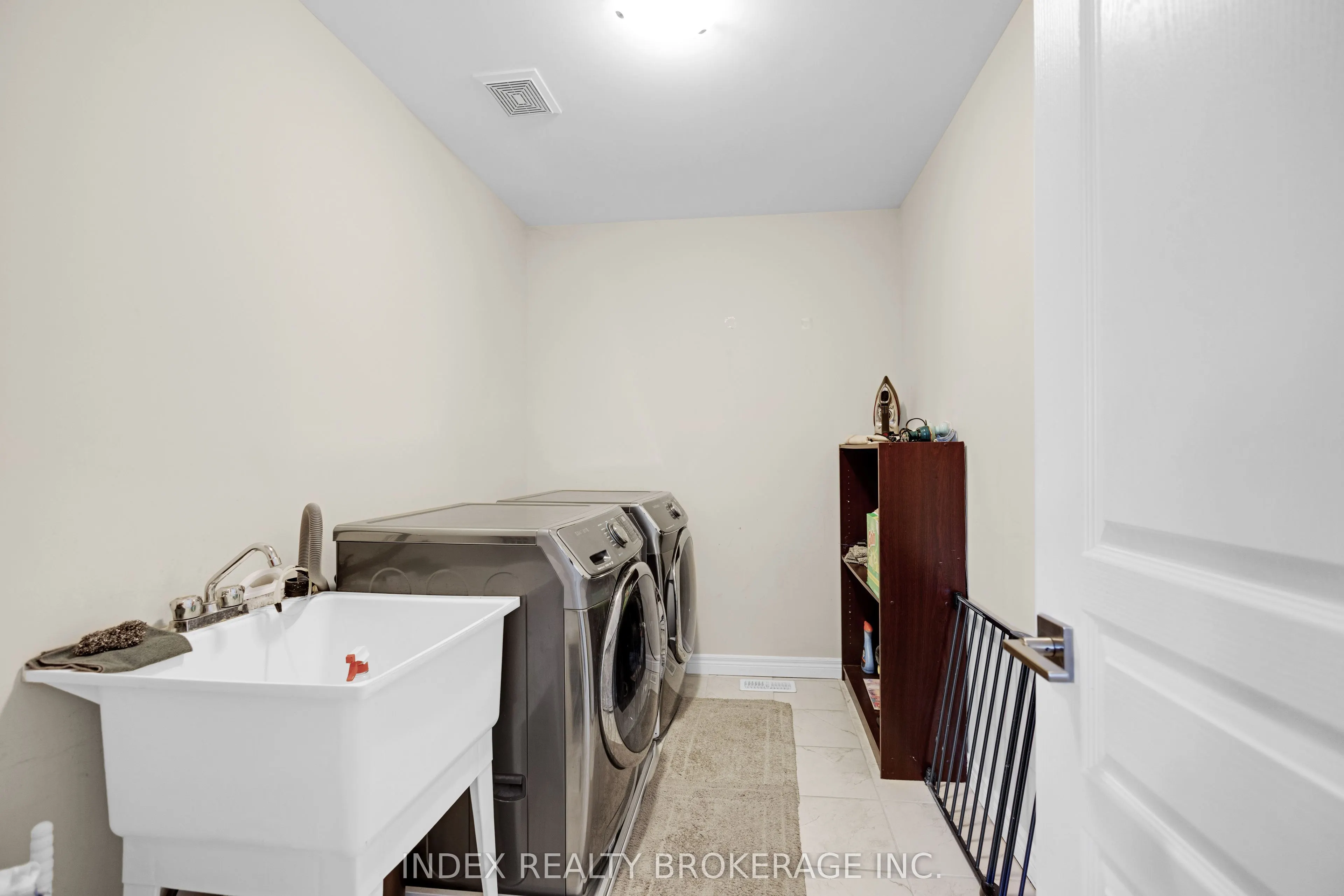 38 Elmbank Trail