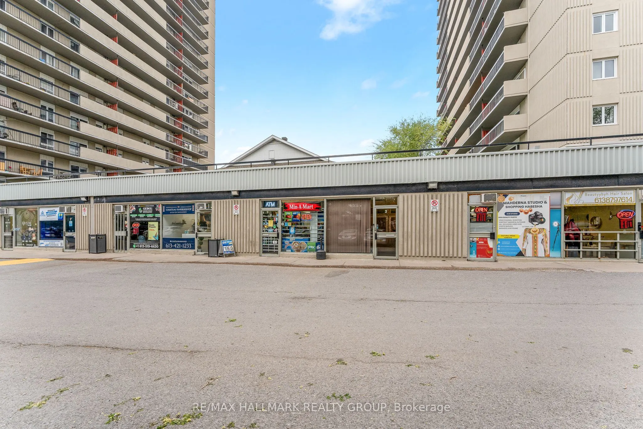 158C McArthur Avenue, #808