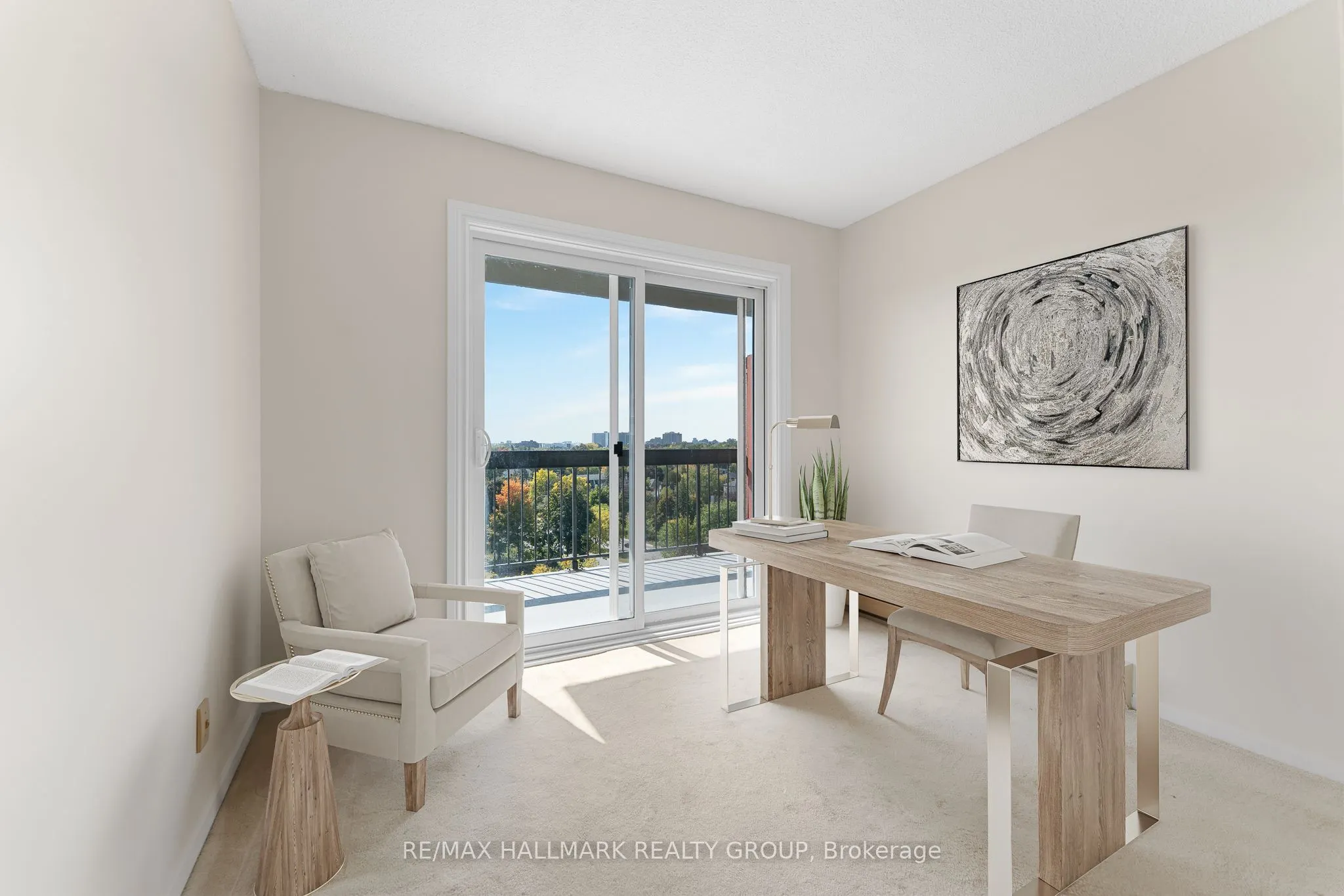 158C McArthur Avenue, #808
