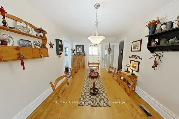43 Jarvis Street N