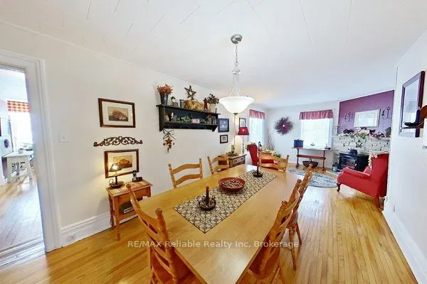 43 Jarvis Street N