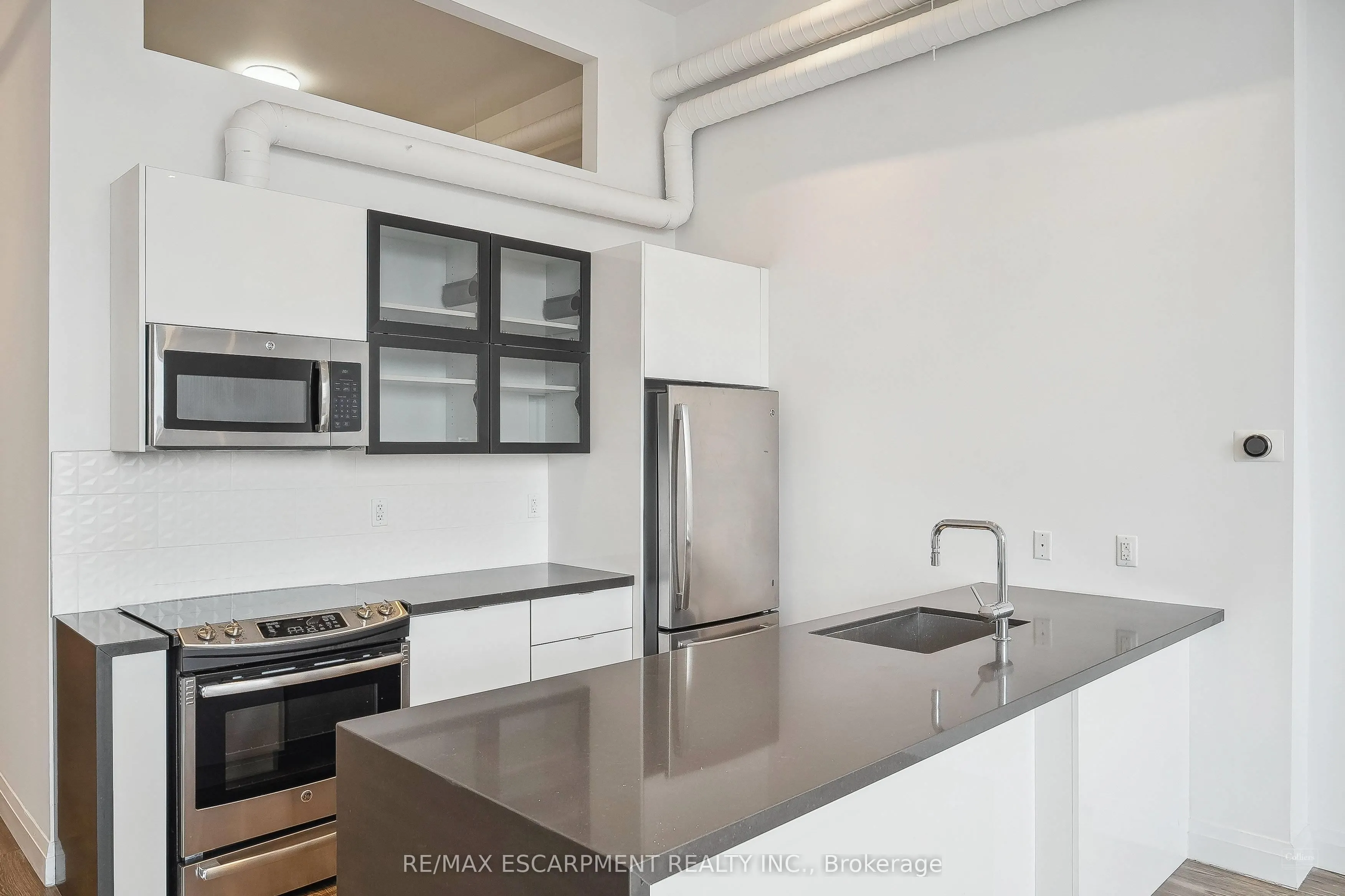 220 Dundurn Street S, #134