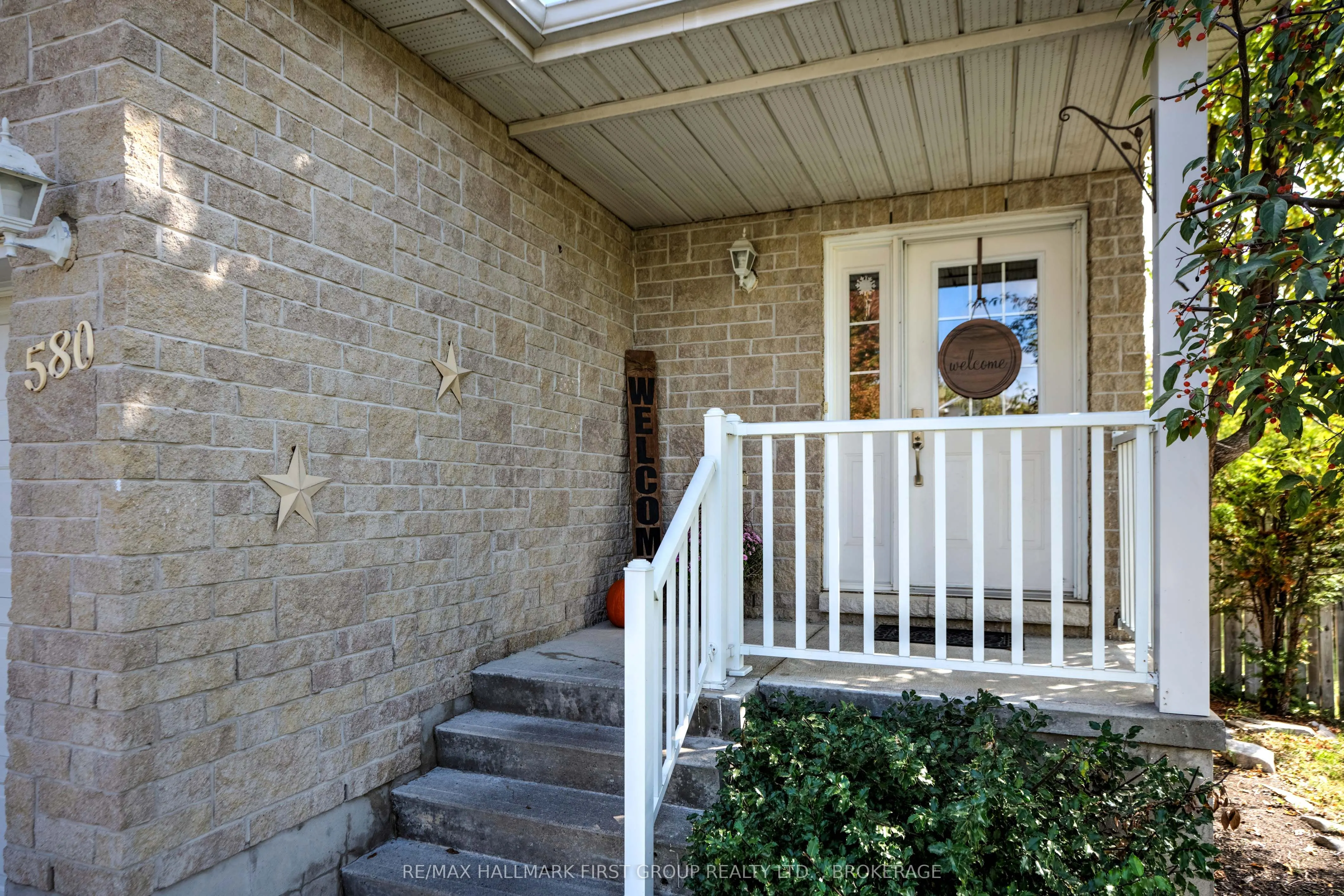 580 HERITAGE Court