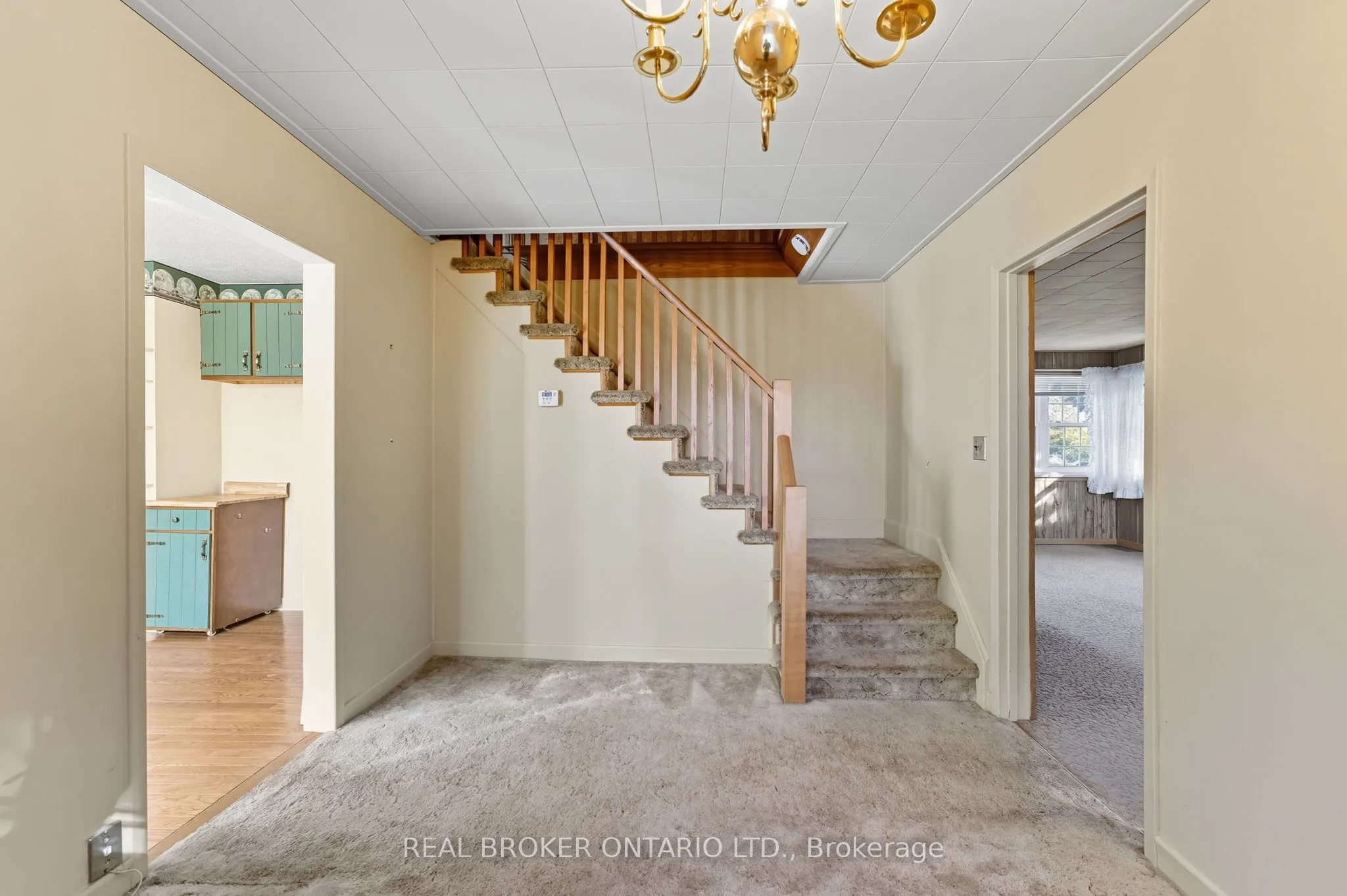 505 Main Street E