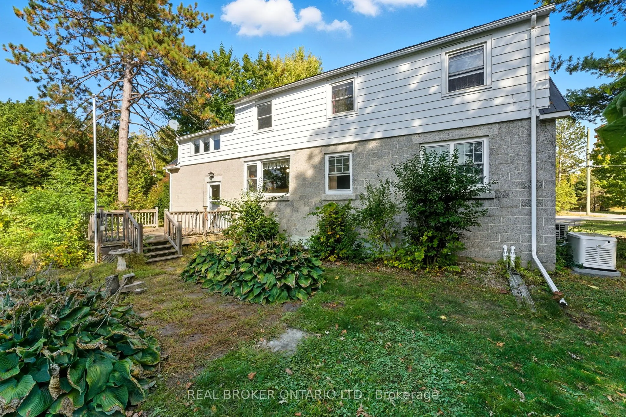 505 Main Street E