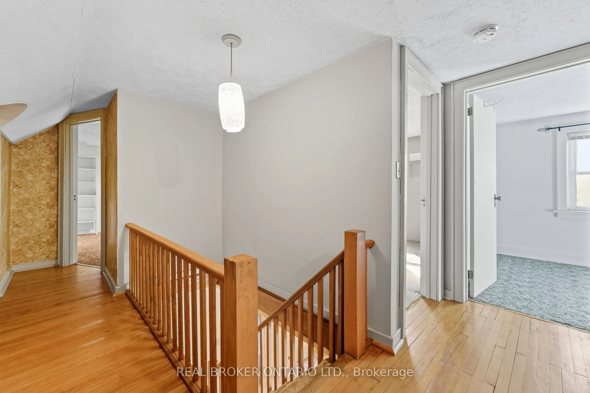 505 Main Street E