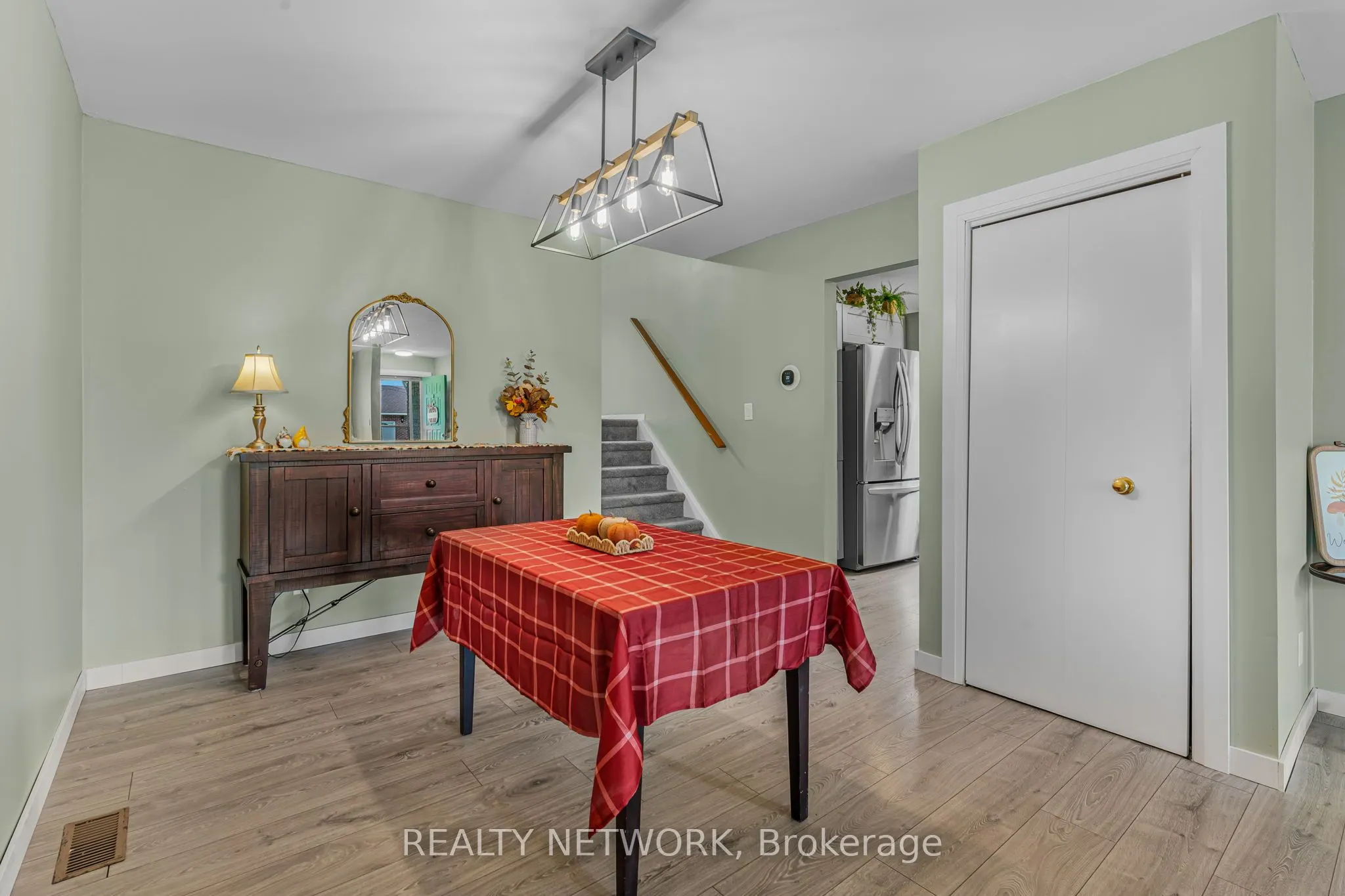 5880 Crimson Drive