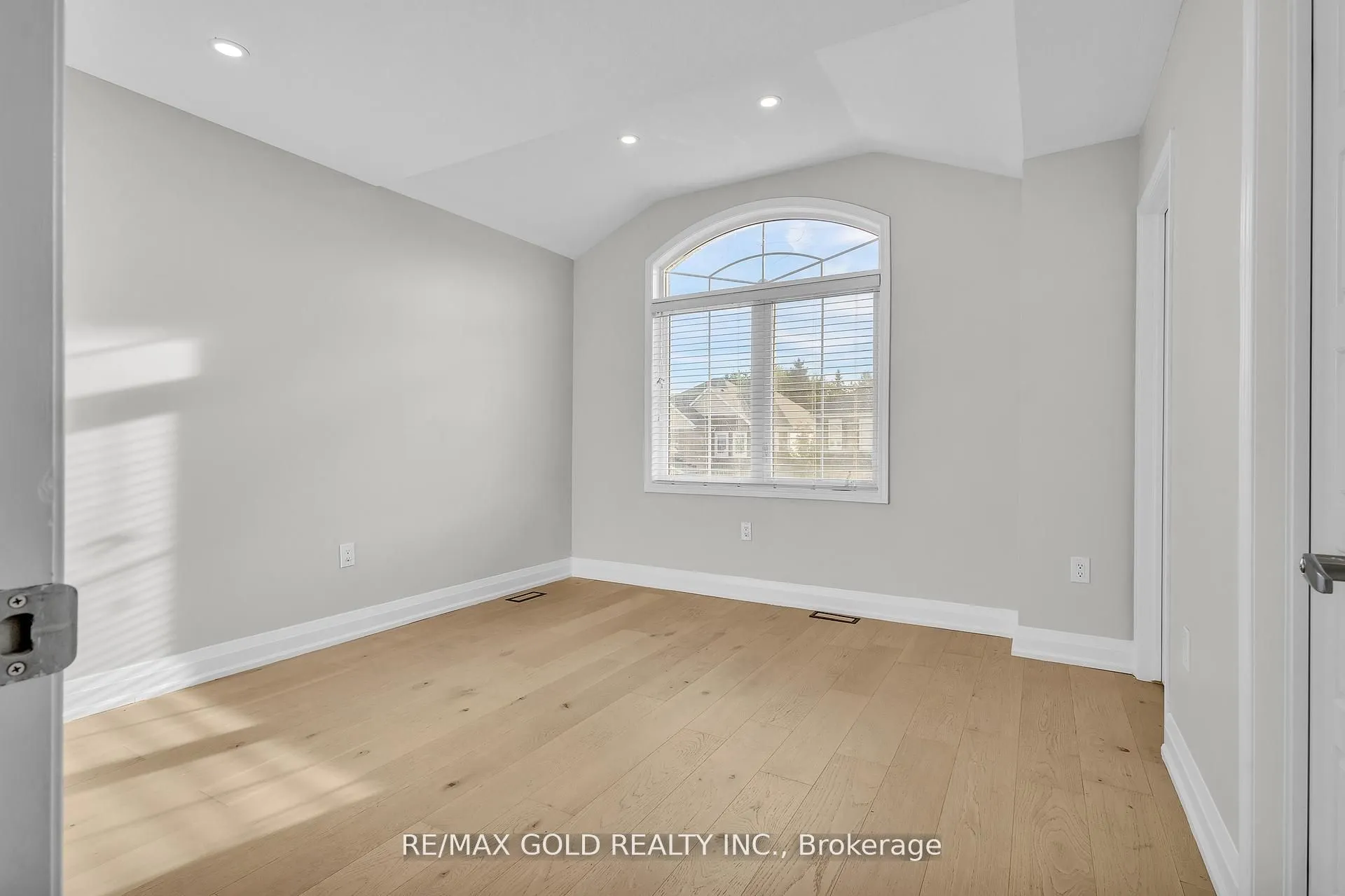 63 Compass Trail