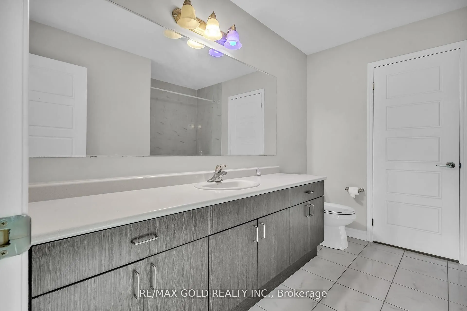 63 Compass Trail