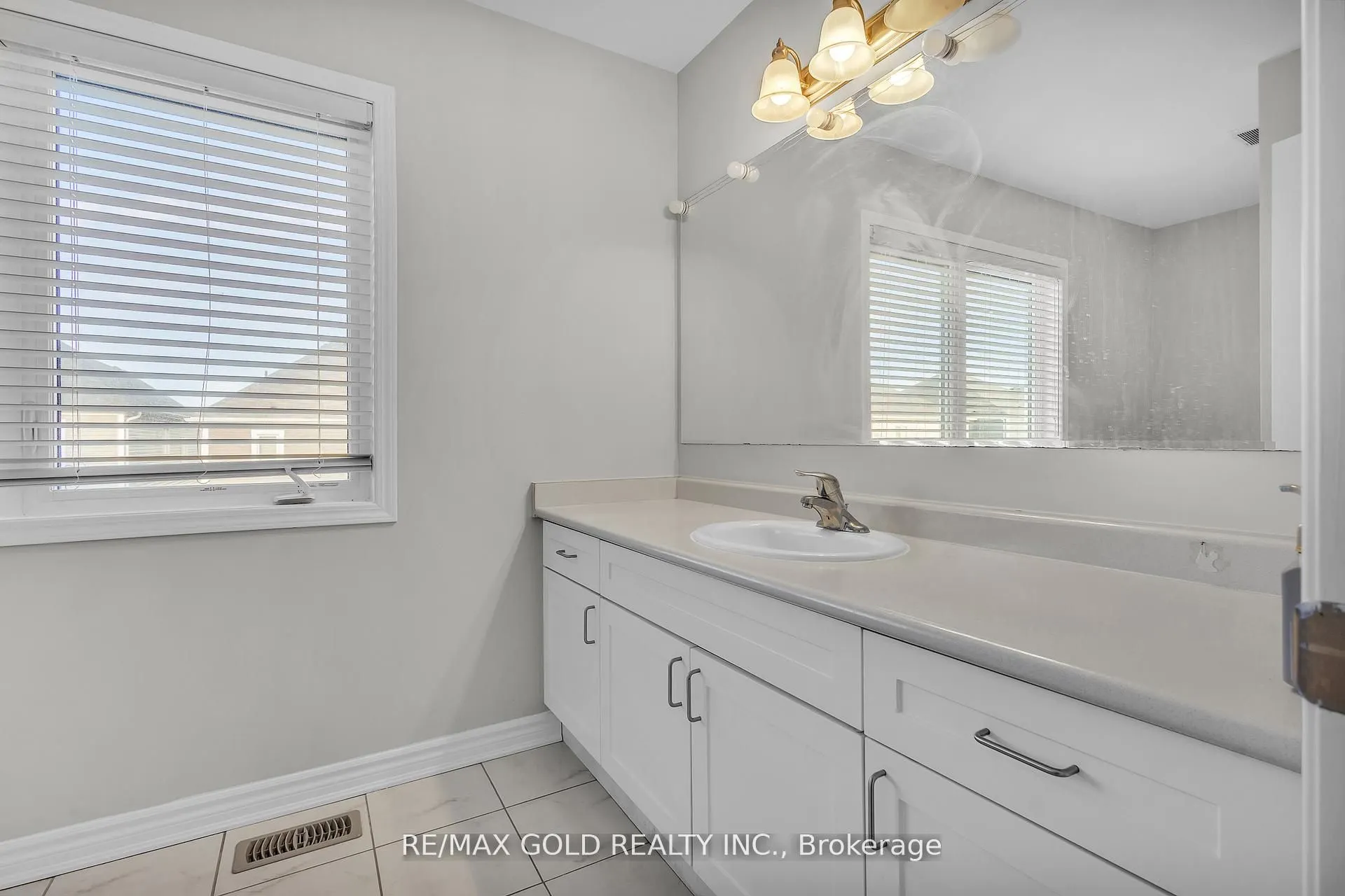 63 Compass Trail