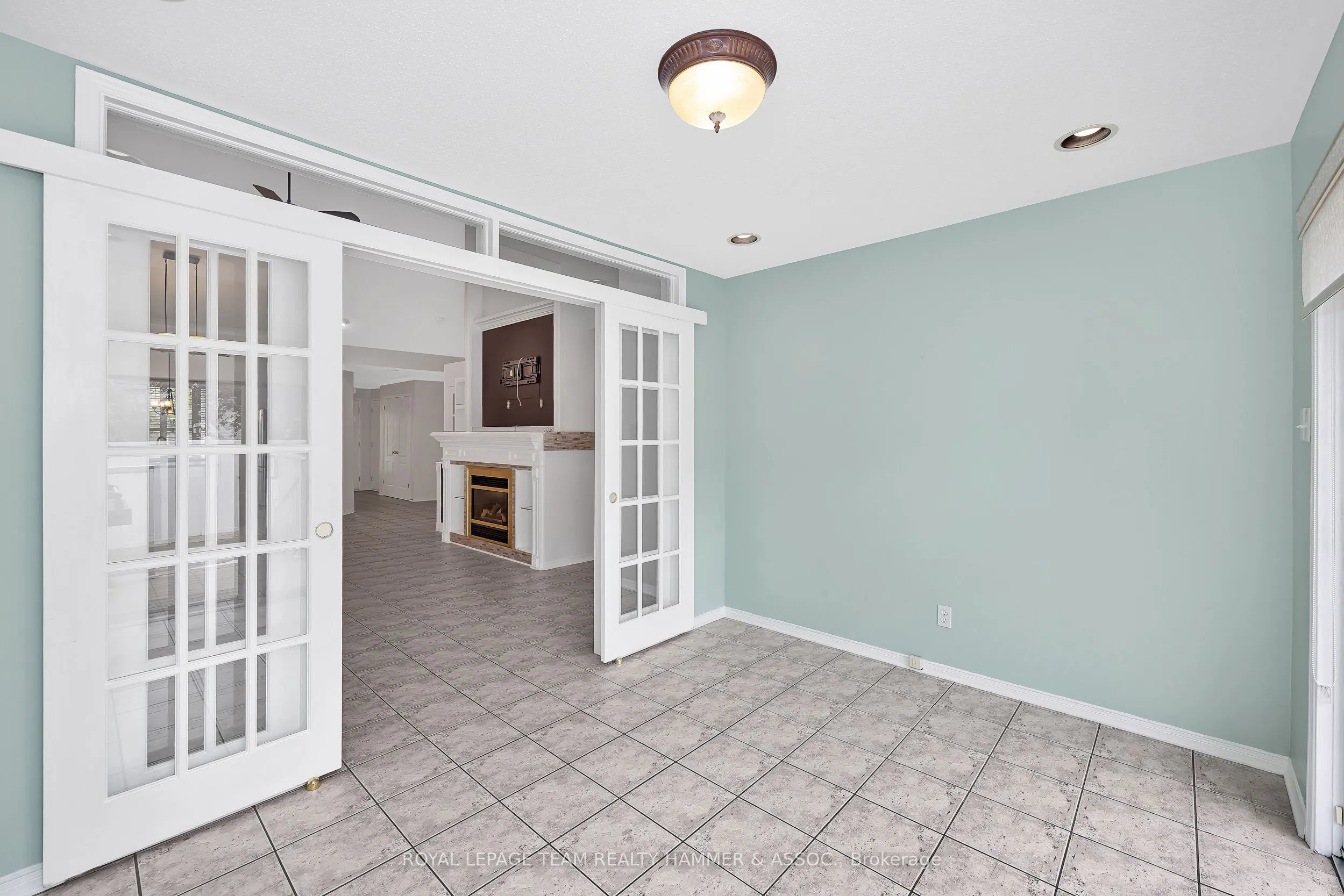 43 Settler's Ridge Way