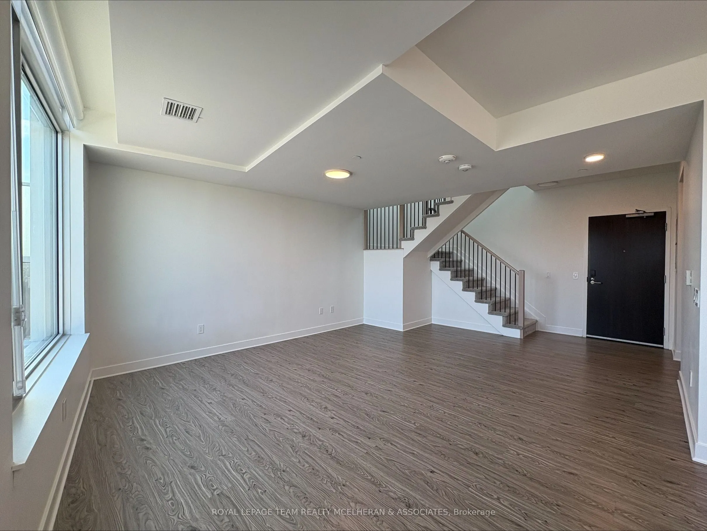 1050 Bank Street, #508