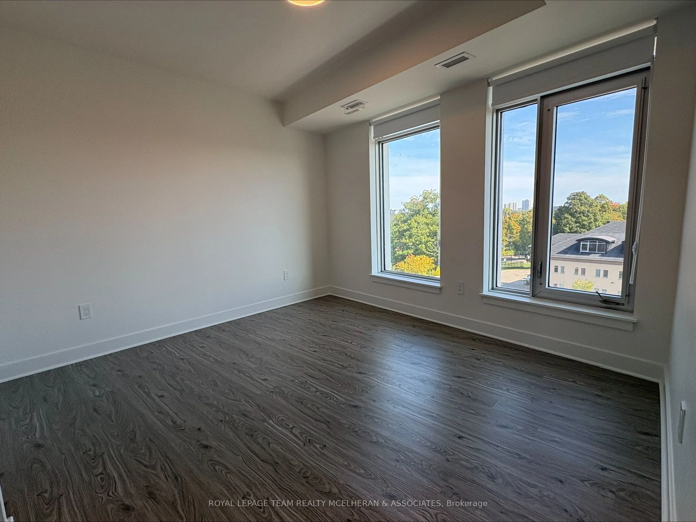 1050 Bank Street, #508