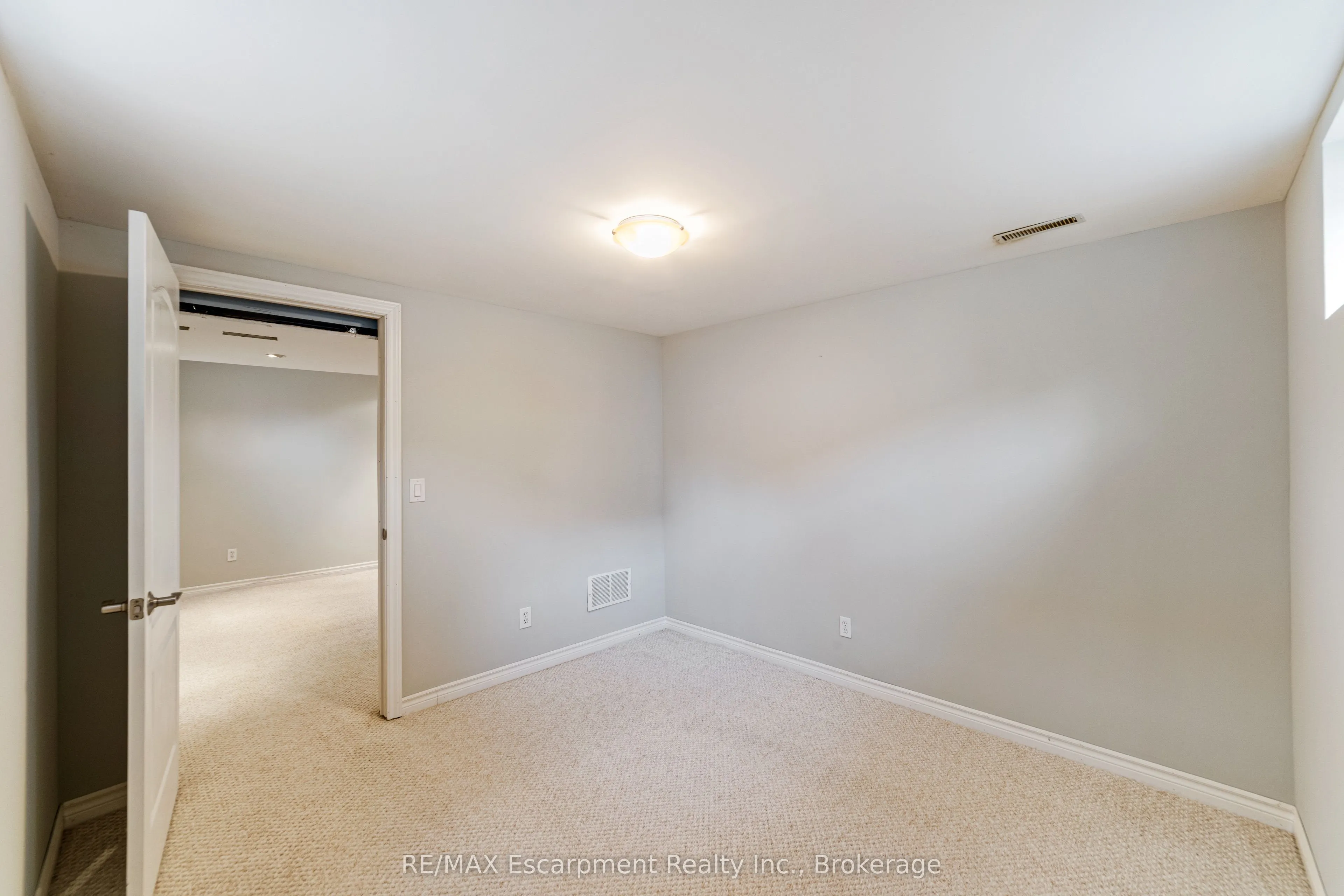 500 Rosseau Road