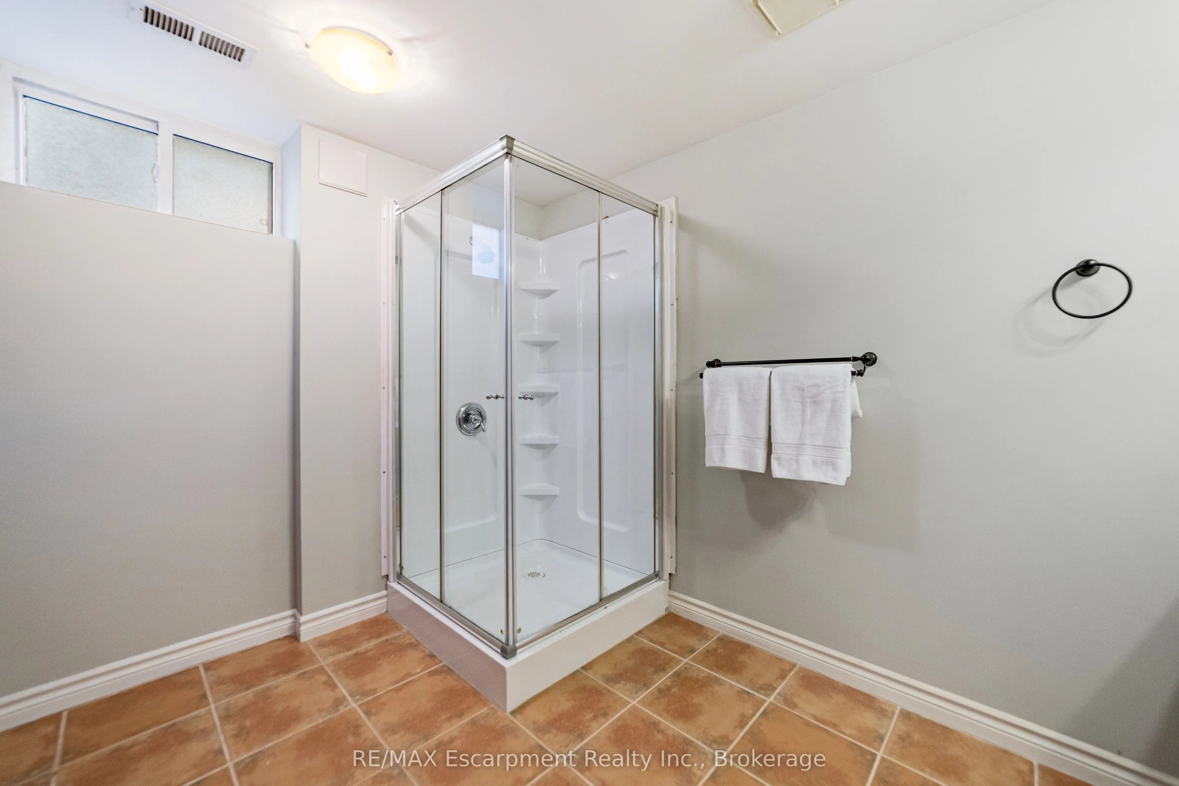 500 Rosseau Road