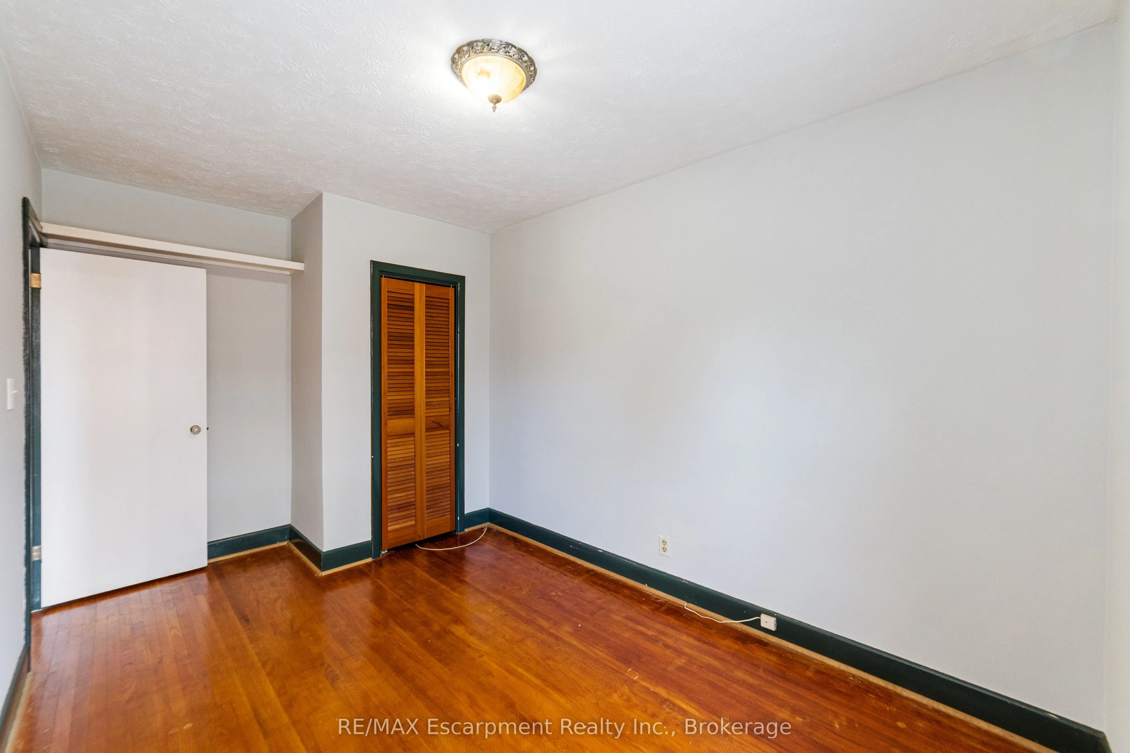 500 Rosseau Road
