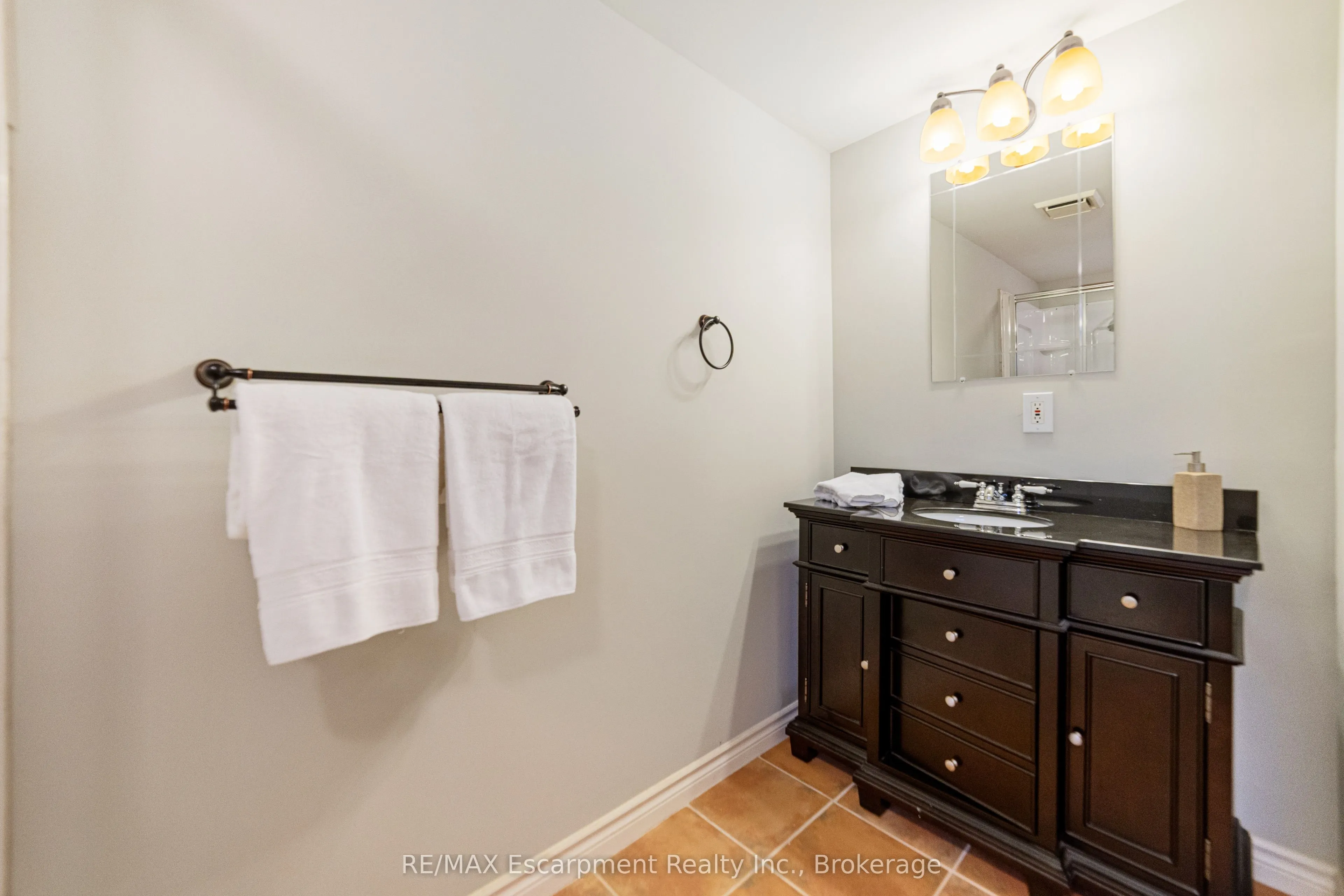 500 Rosseau Road