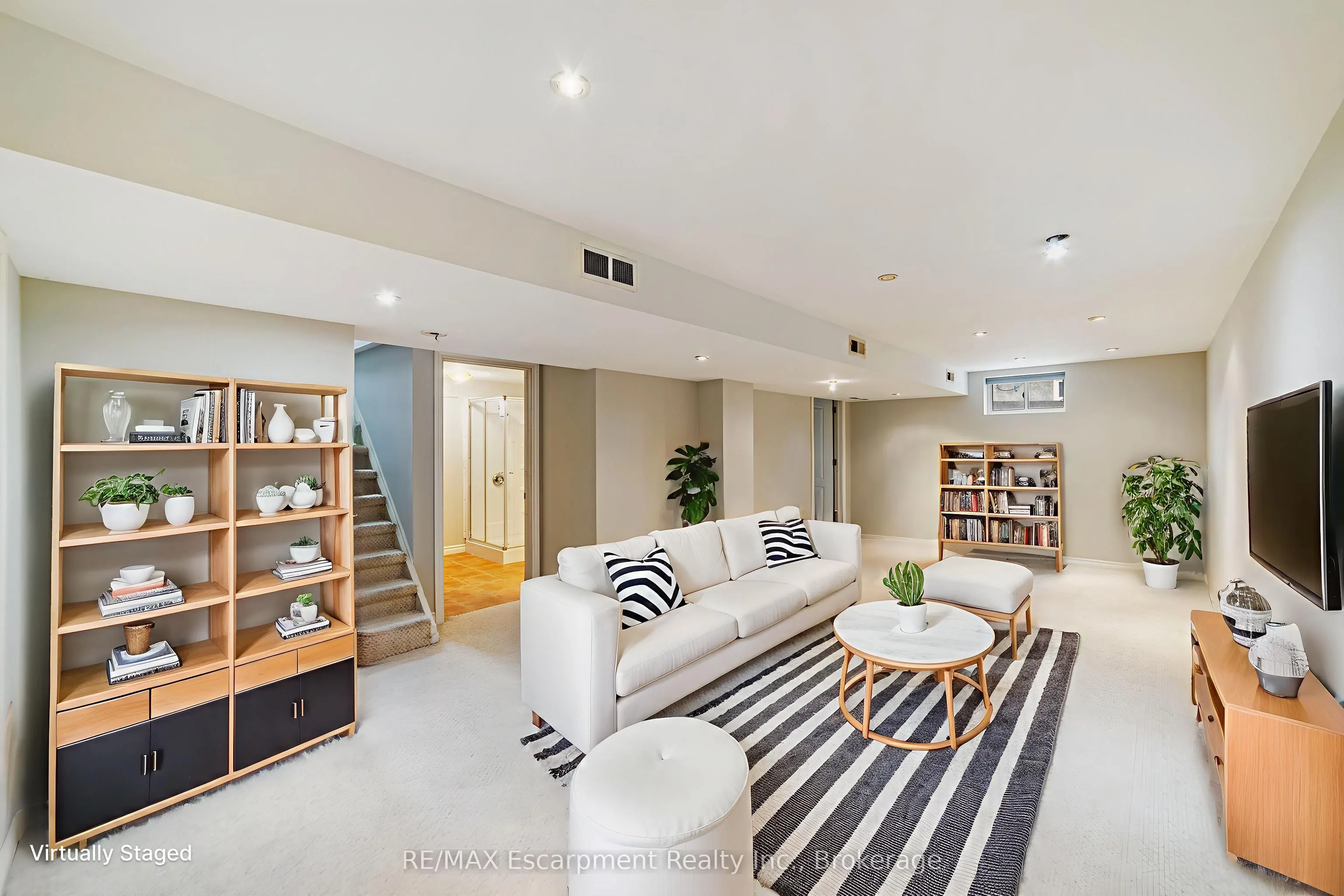 500 Rosseau Road