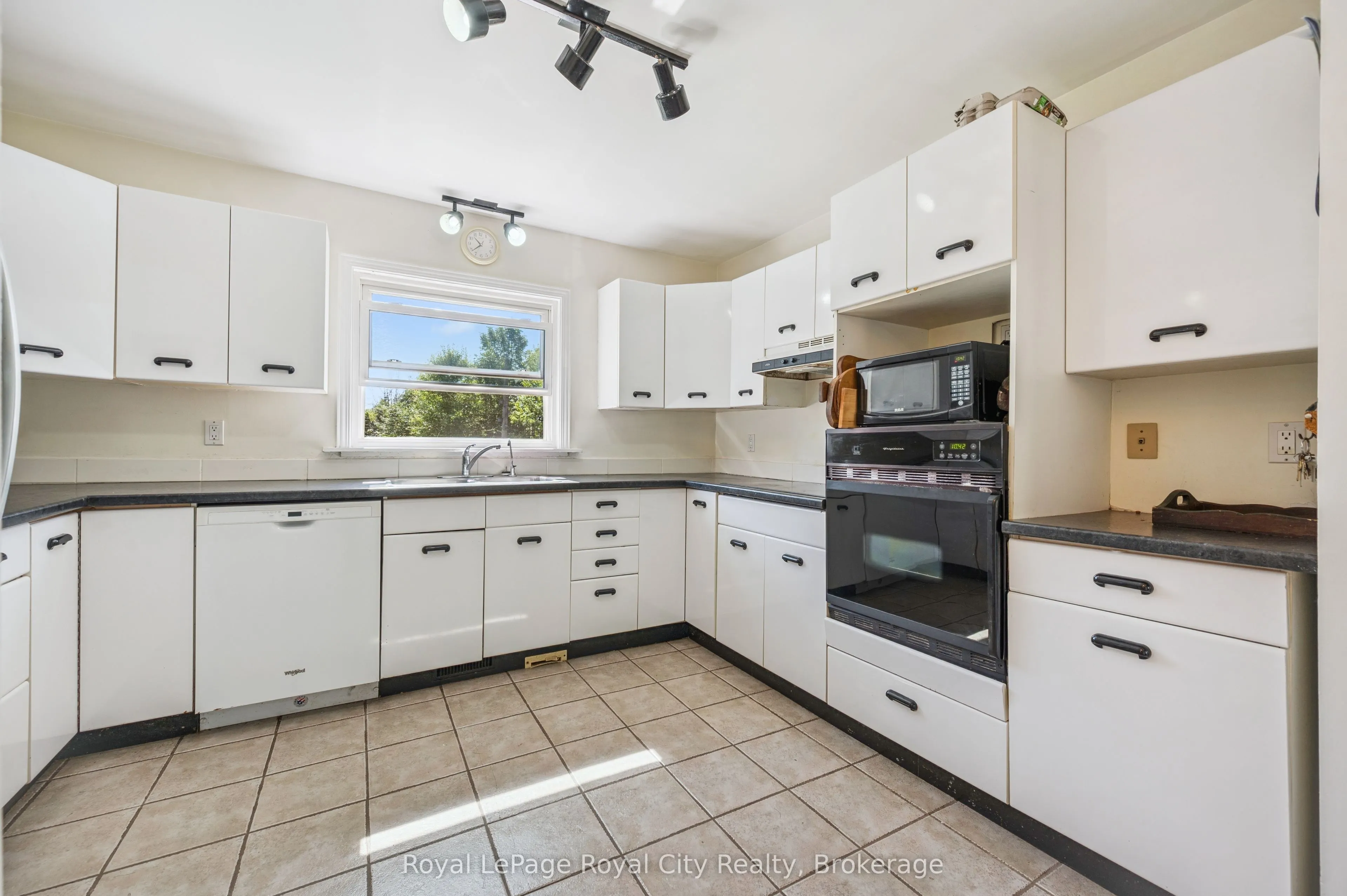 6460 County 7 Road