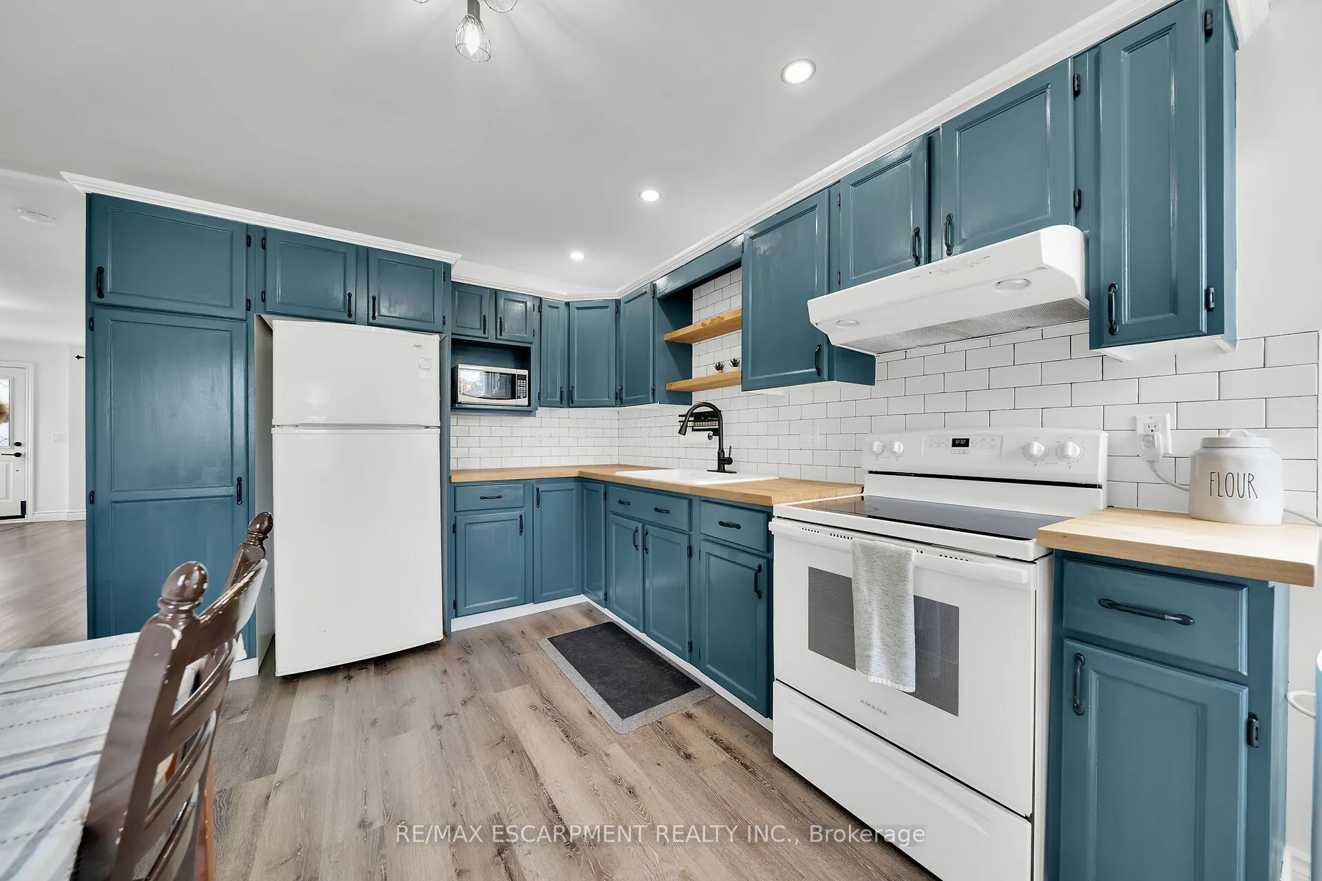 14 Potts Road