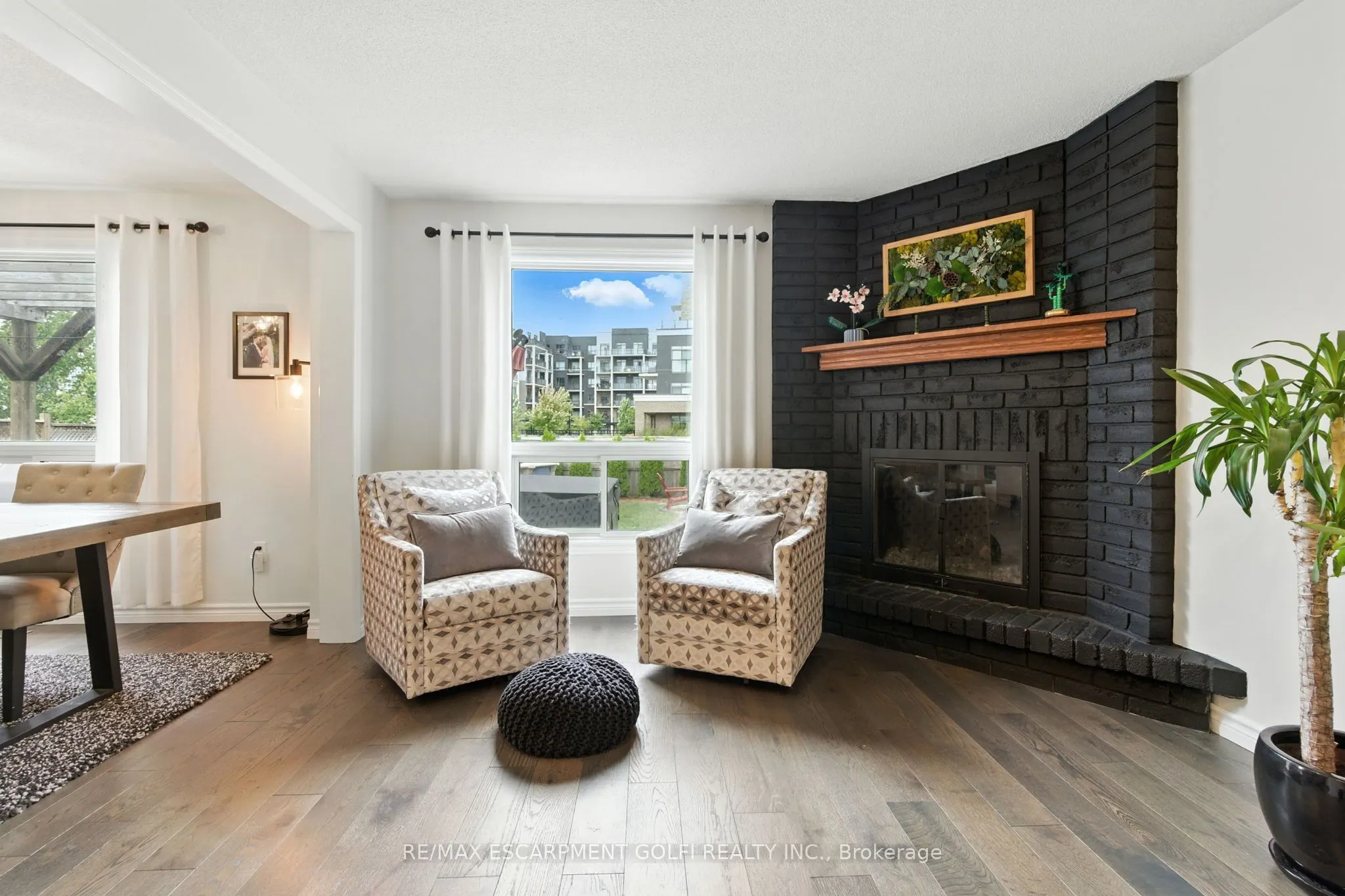 4511 St. Volodymyr Crescent