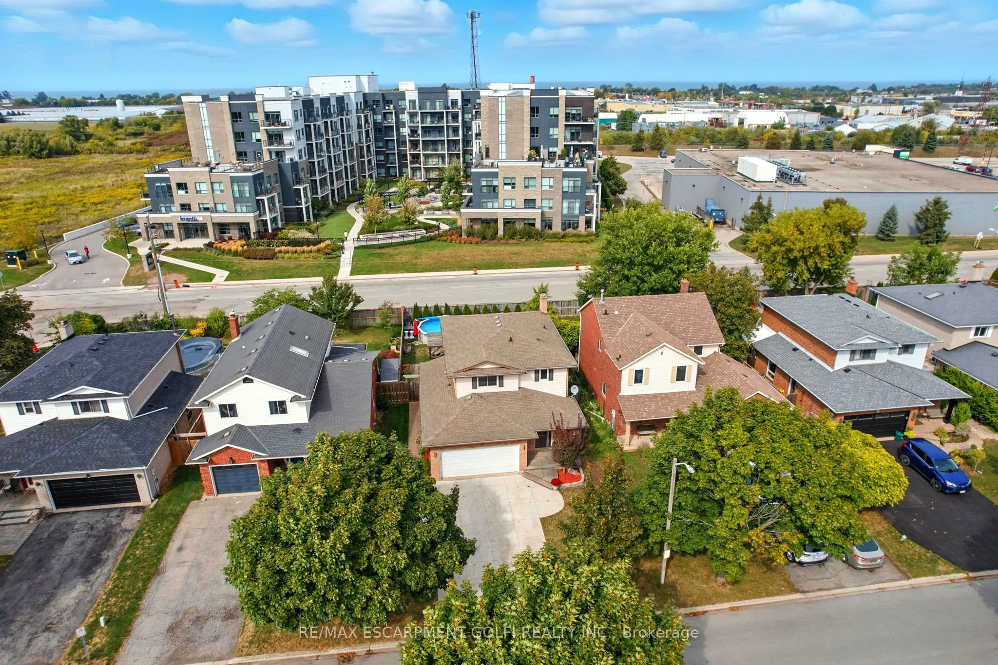 4511 St. Volodymyr Crescent