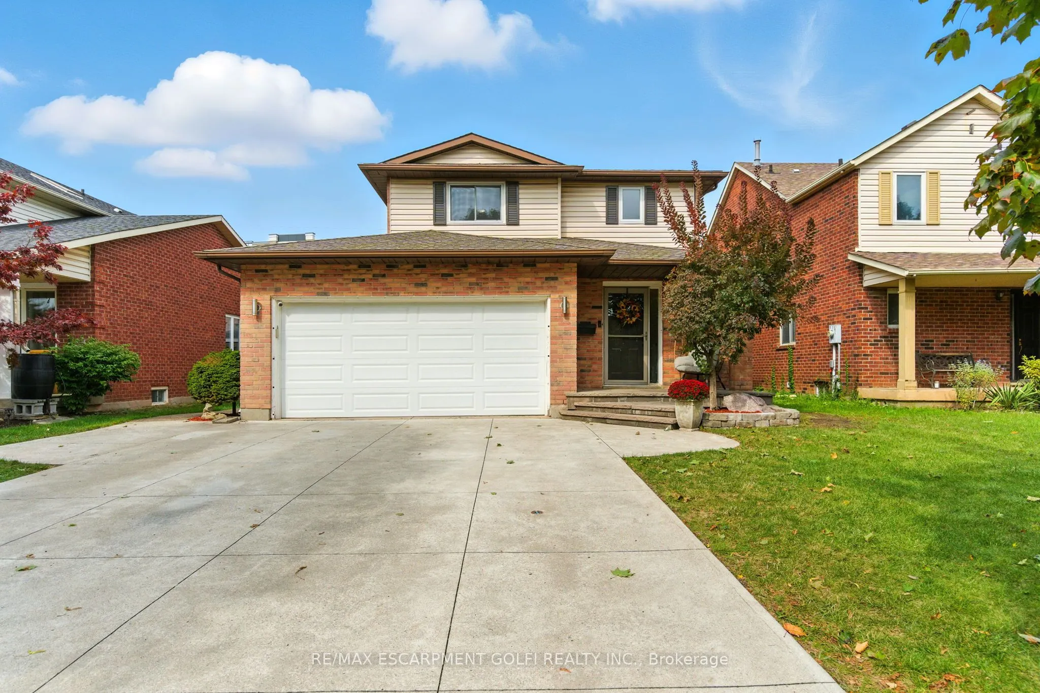 4511 St. Volodymyr Crescent