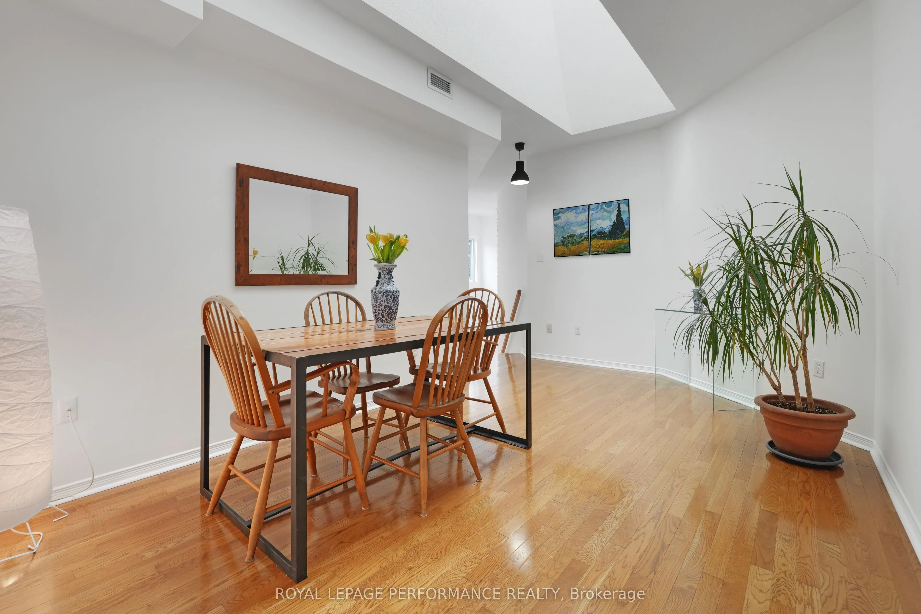 116 Robson Court, #7