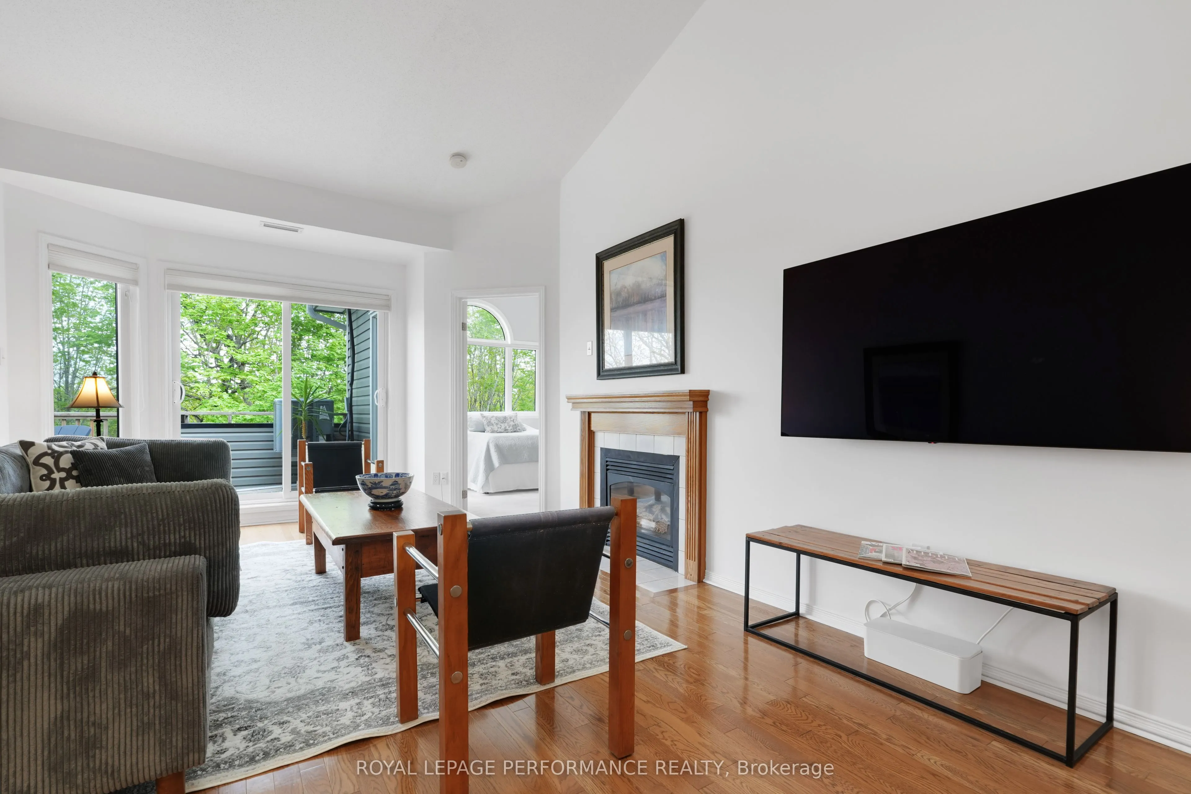 116 Robson Court, #7