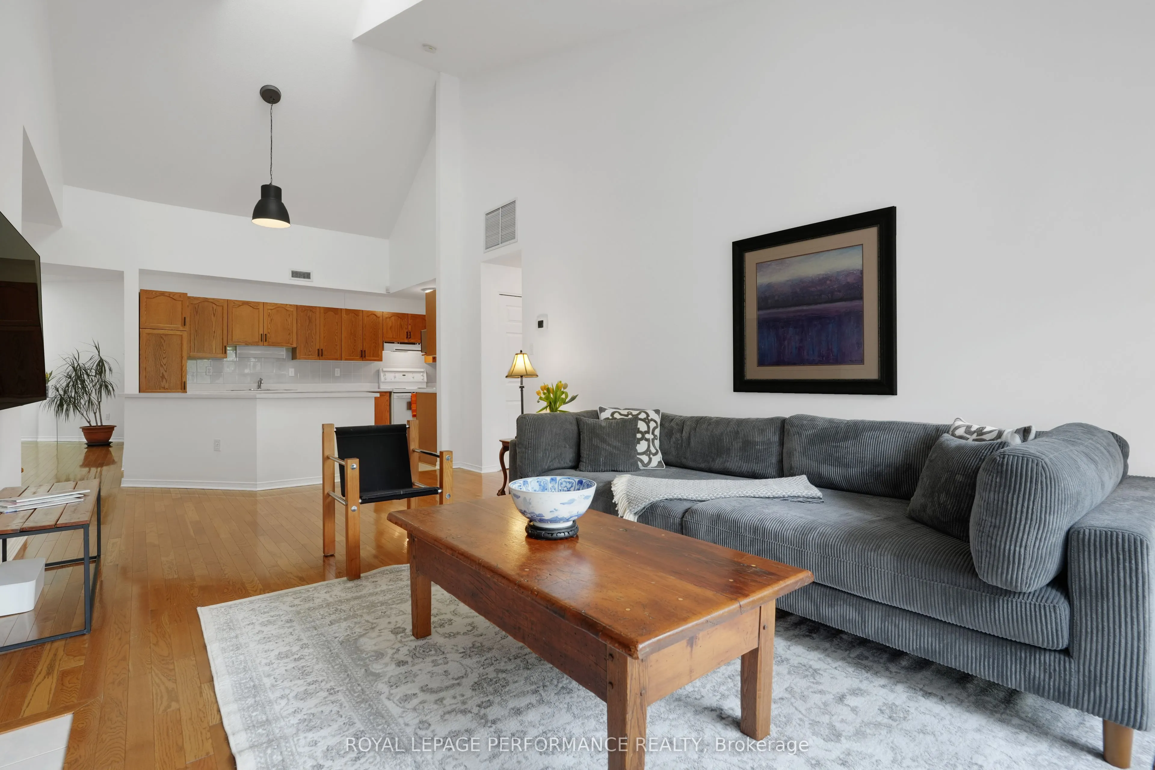 116 Robson Court, #7