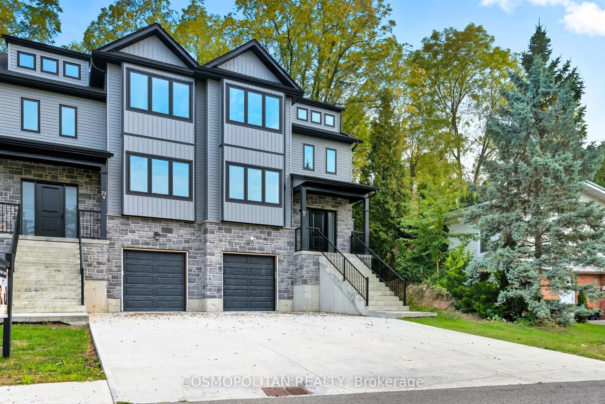 71 B Bradley Street