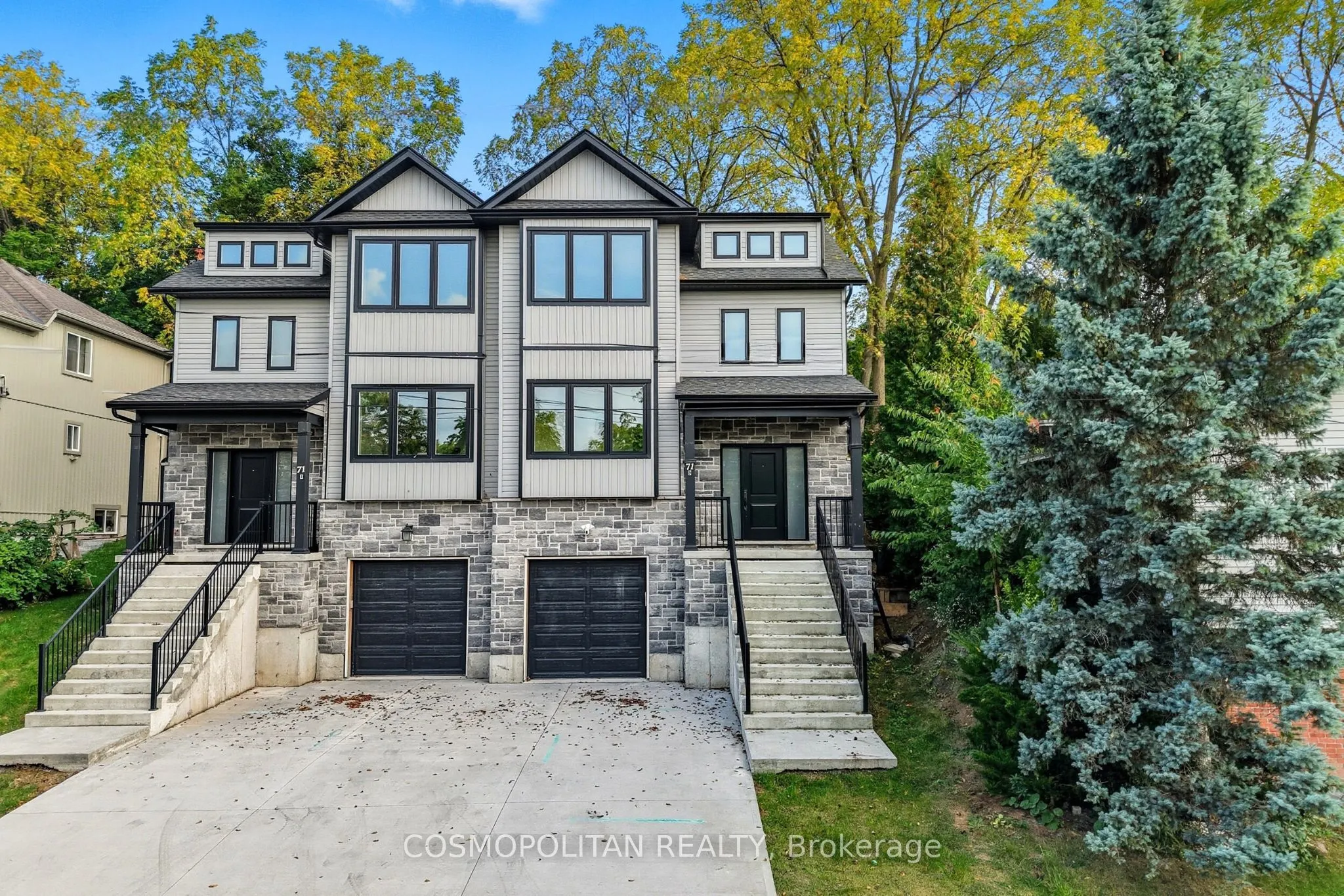 71 B Bradley Street