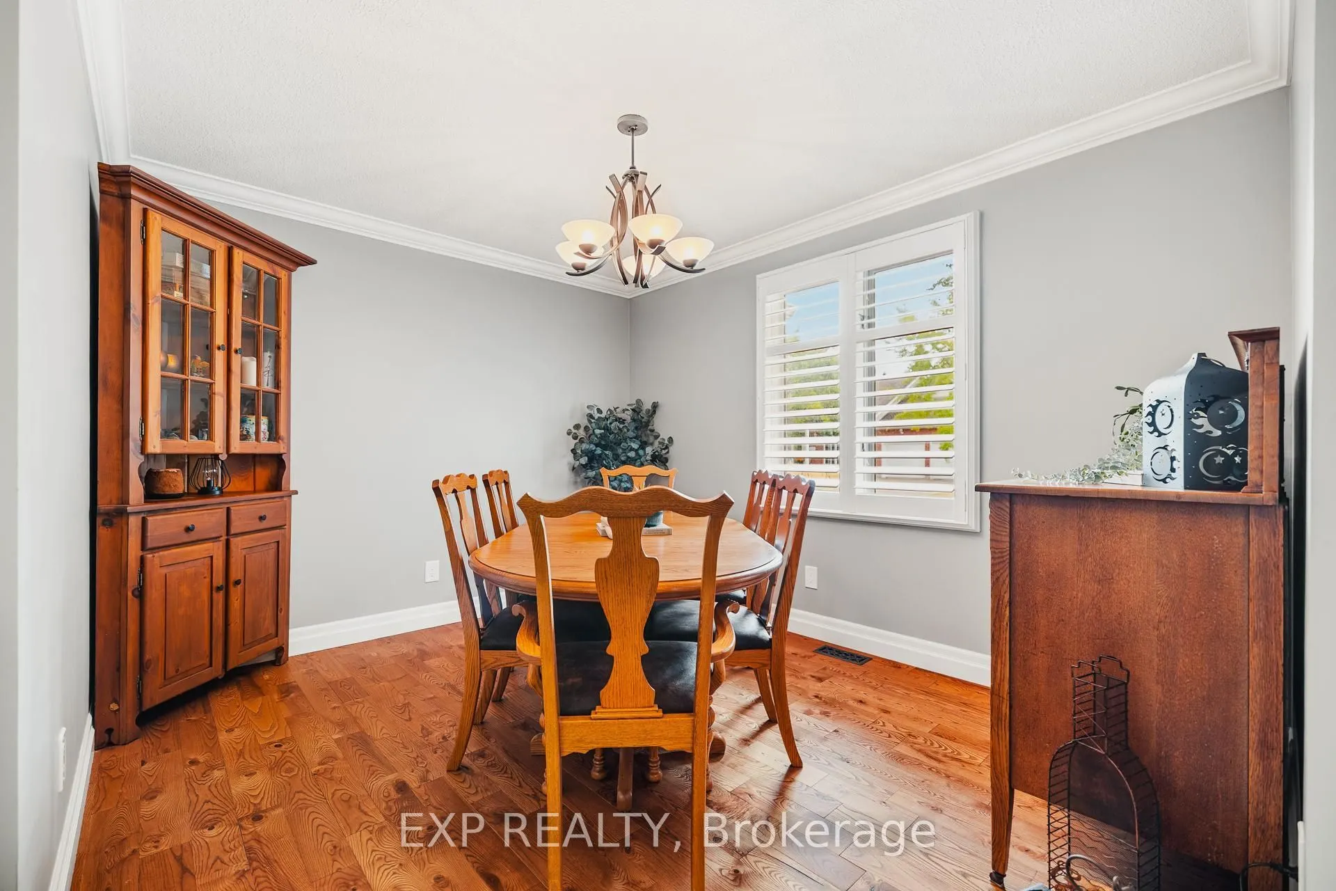 343 George Street N, #1