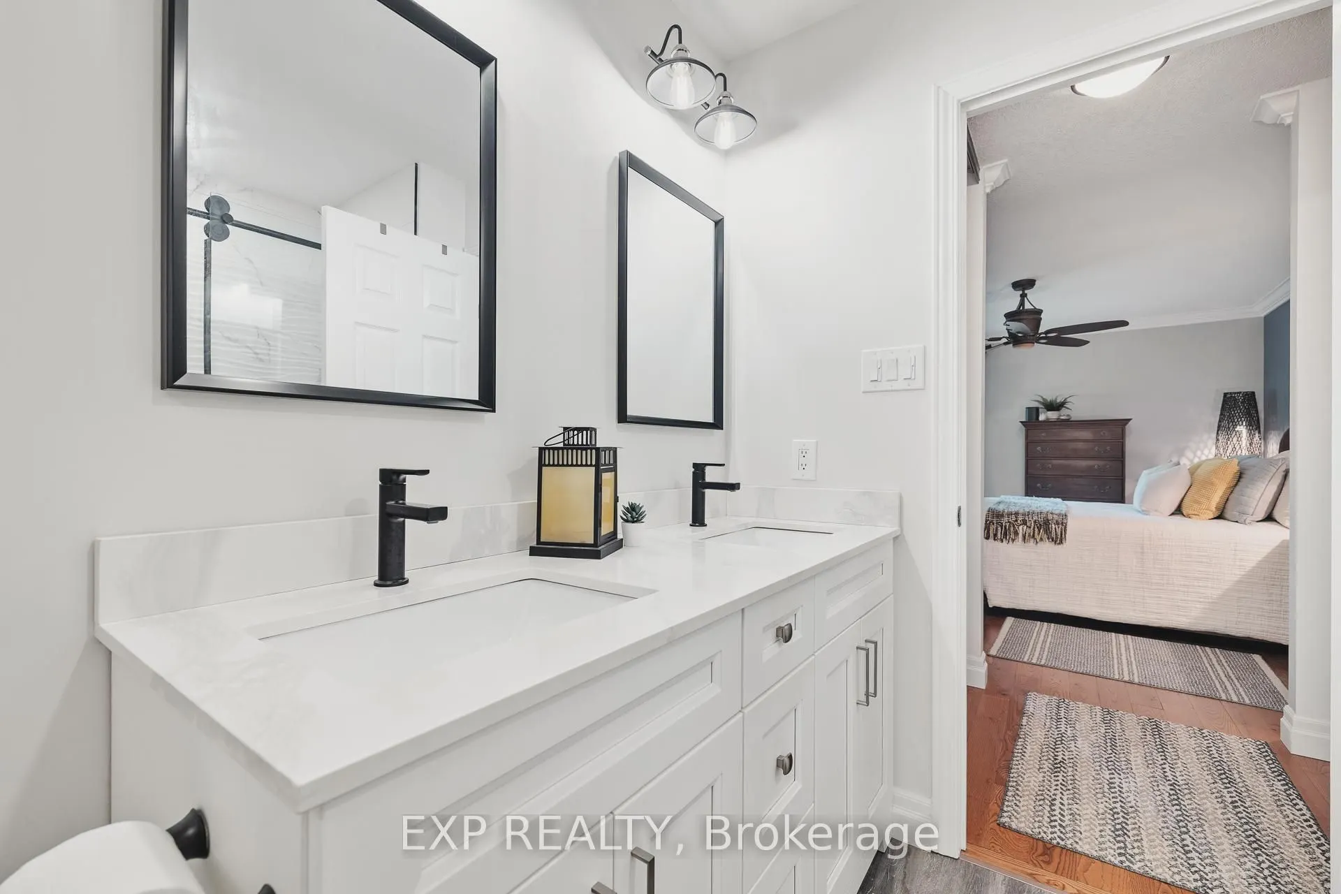 343 George Street N, #1