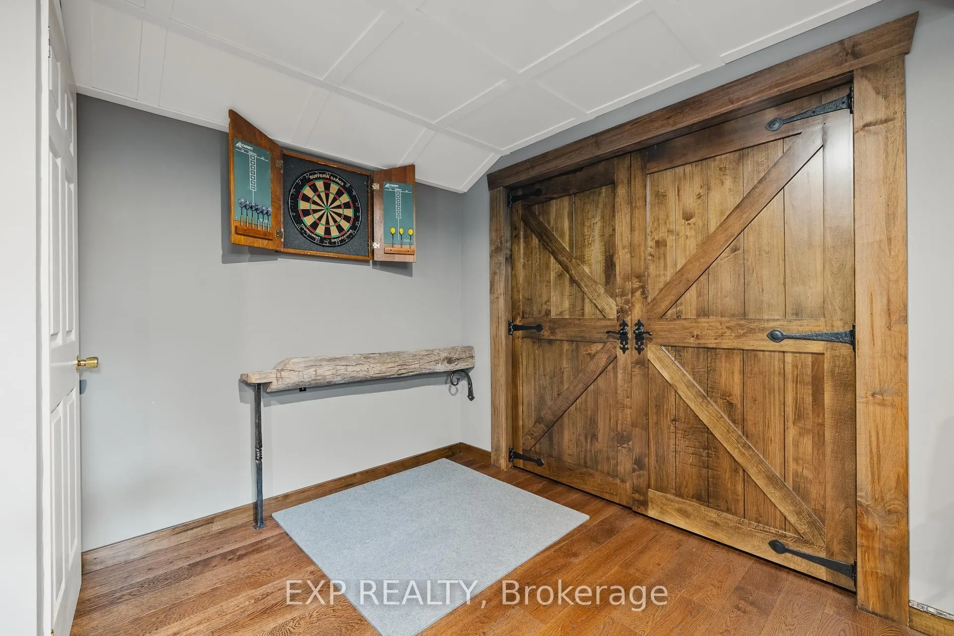 343 George Street N, #1
