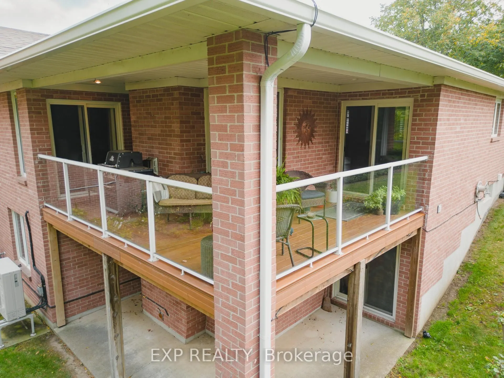 343 George Street N, #1