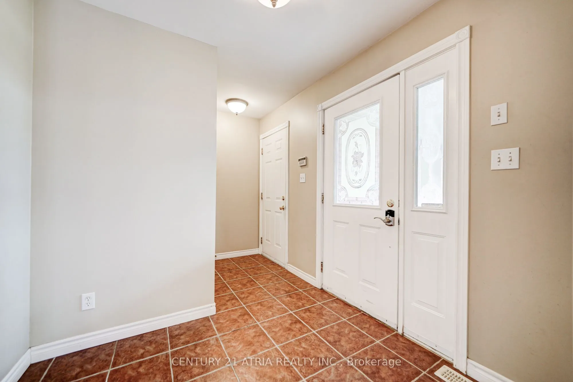 1654 Ravenwood Drive