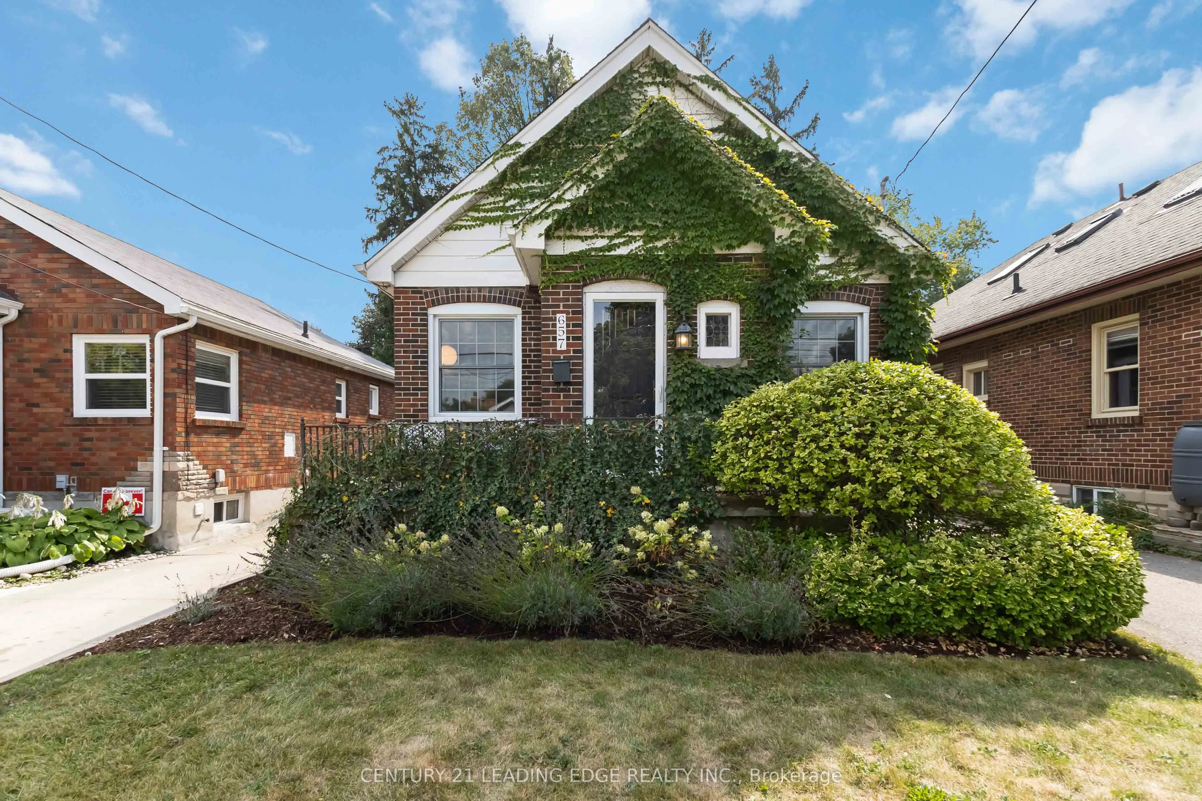 657 Emery Street