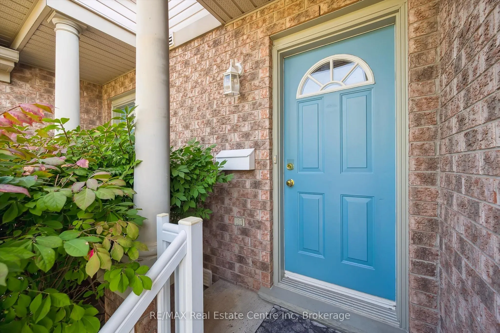 65 Roehampton Crescent, #59