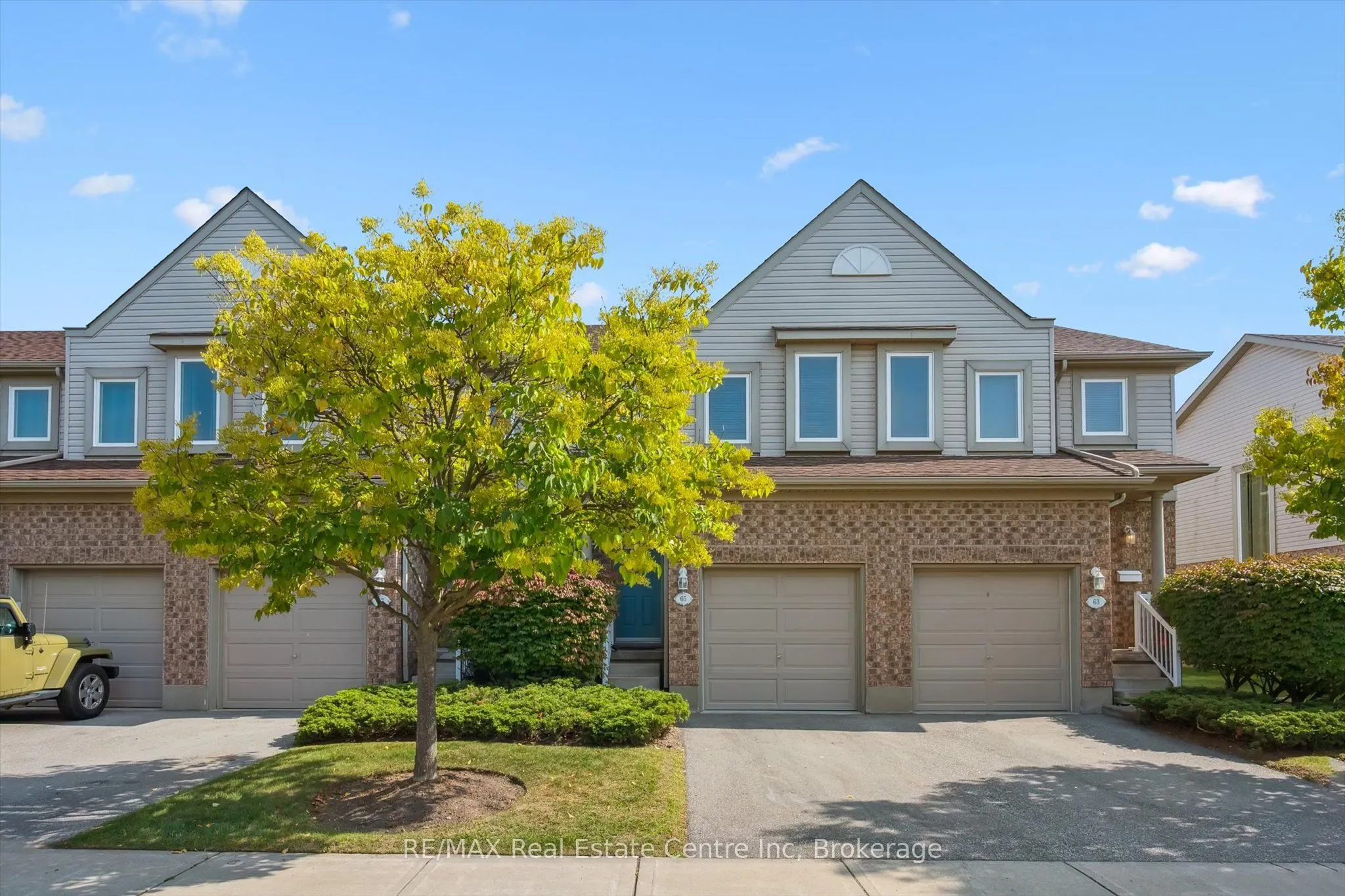 65 Roehampton Crescent, #59